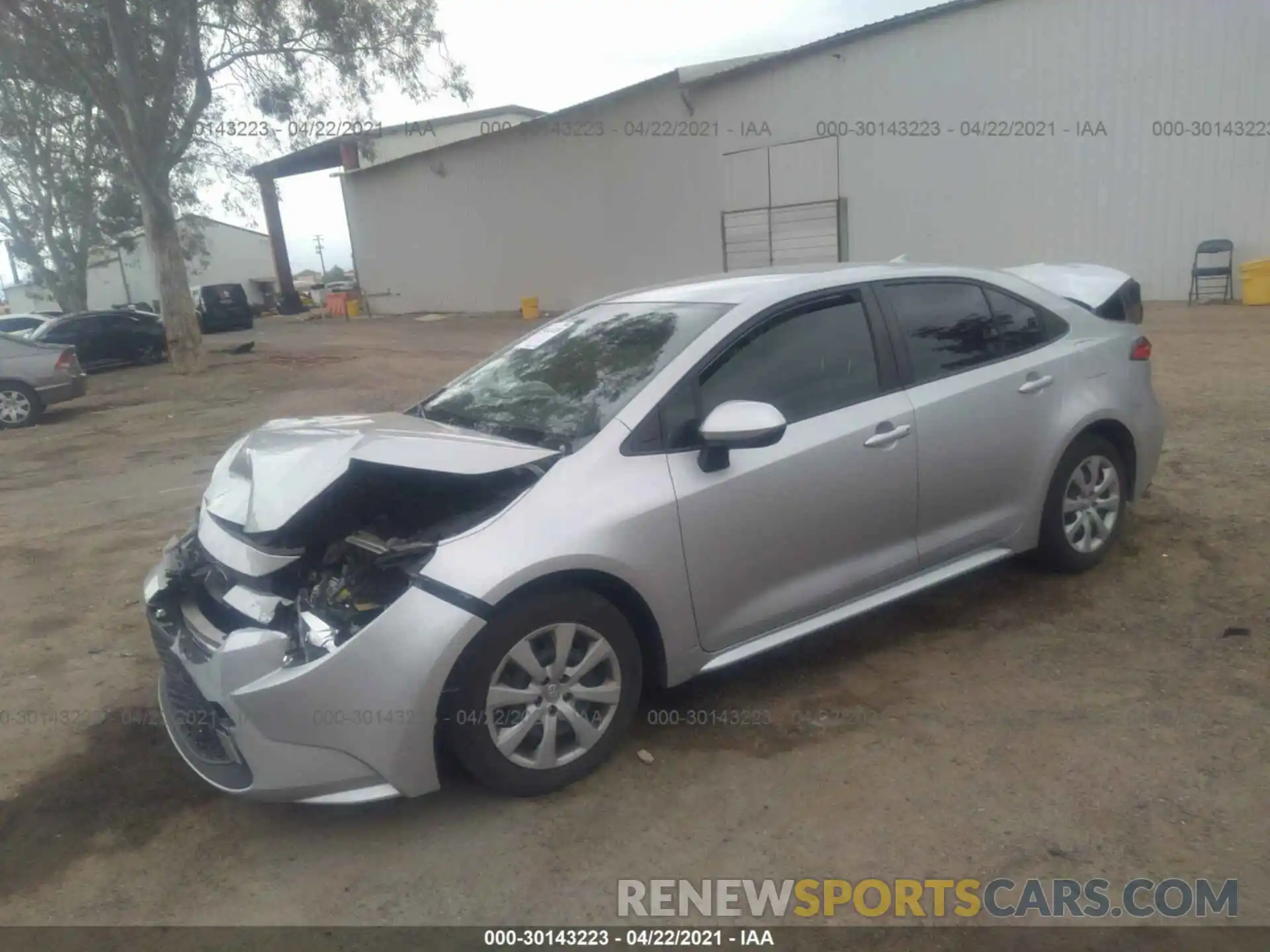 2 Photograph of a damaged car JTDEPRAE9LJ018799 TOYOTA COROLLA 2020