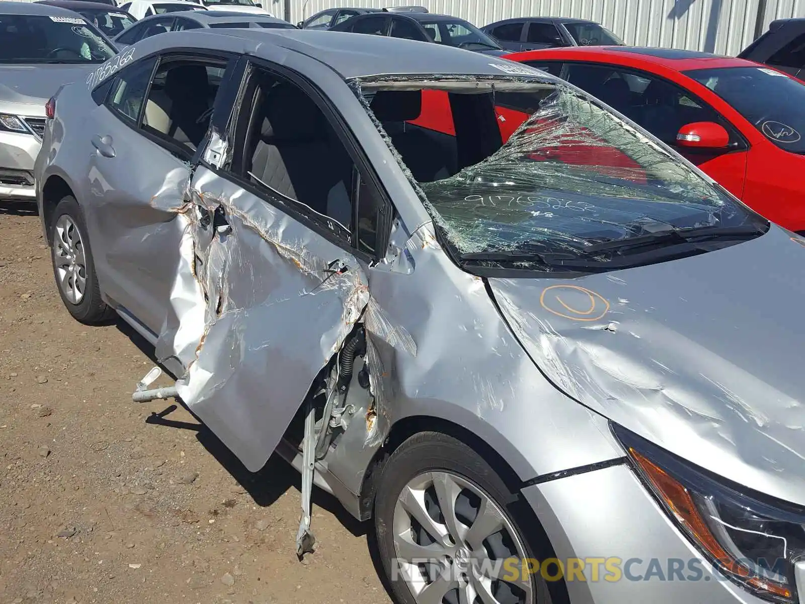 9 Photograph of a damaged car JTDEPRAE9LJ018995 TOYOTA COROLLA 2020