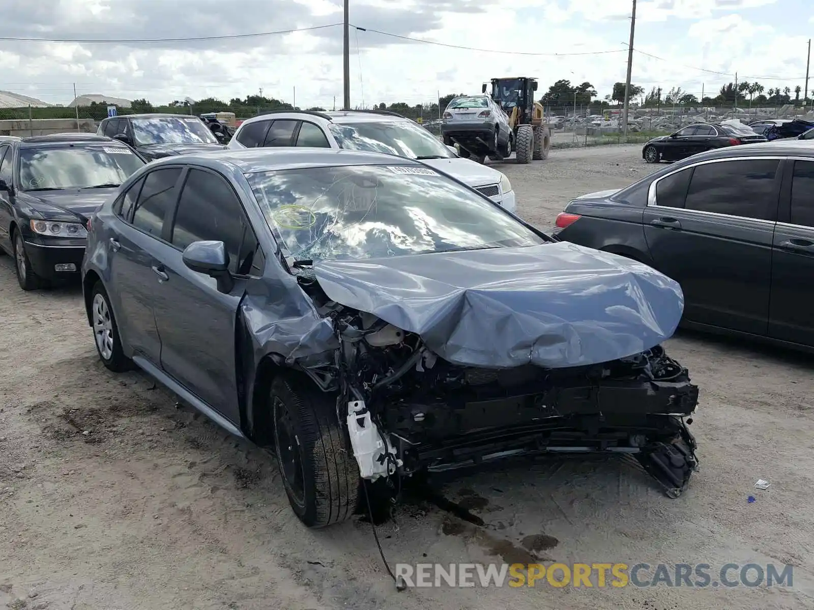 1 Photograph of a damaged car JTDEPRAE9LJ019712 TOYOTA COROLLA 2020