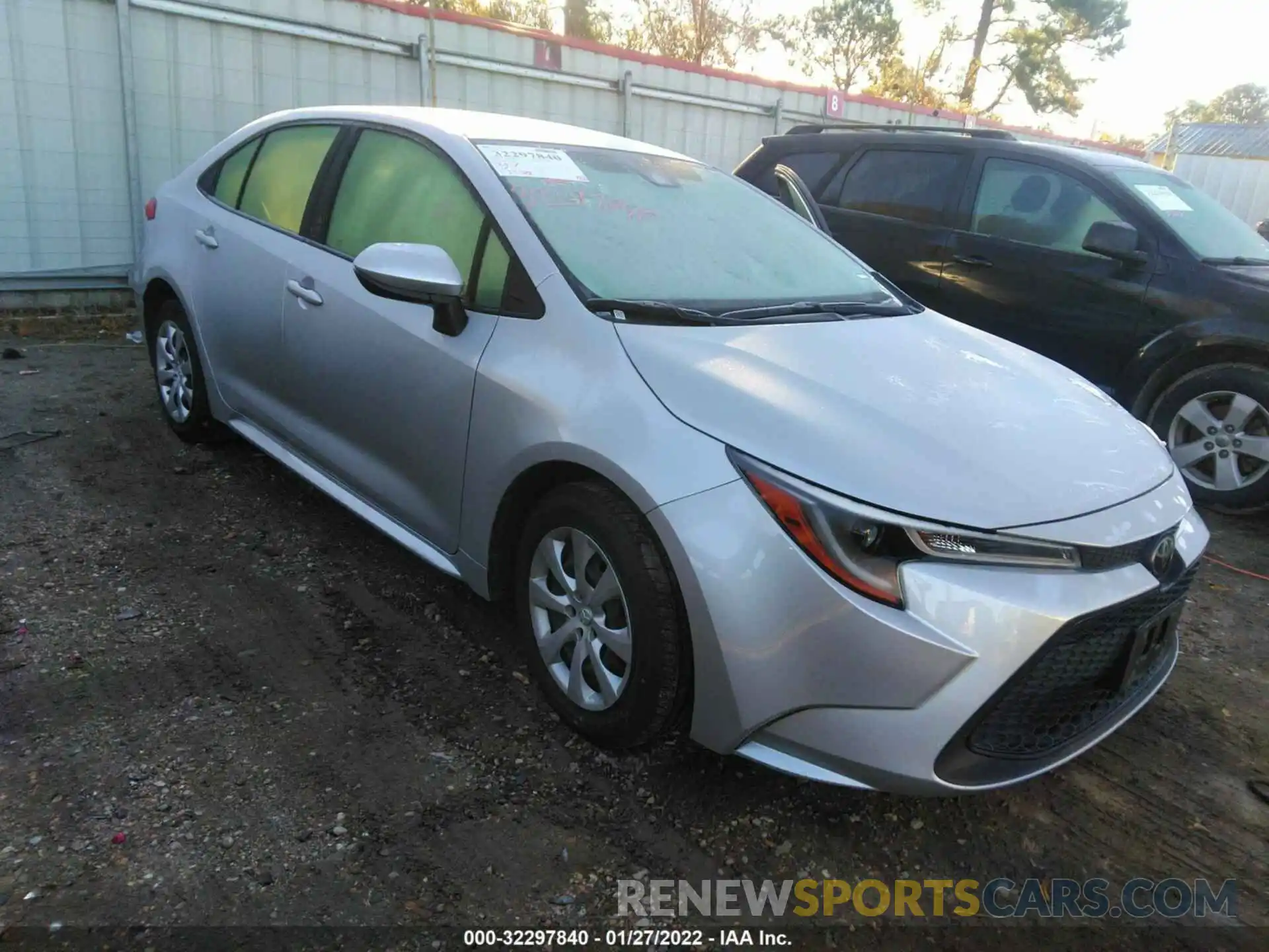 1 Photograph of a damaged car JTDEPRAE9LJ019810 TOYOTA COROLLA 2020