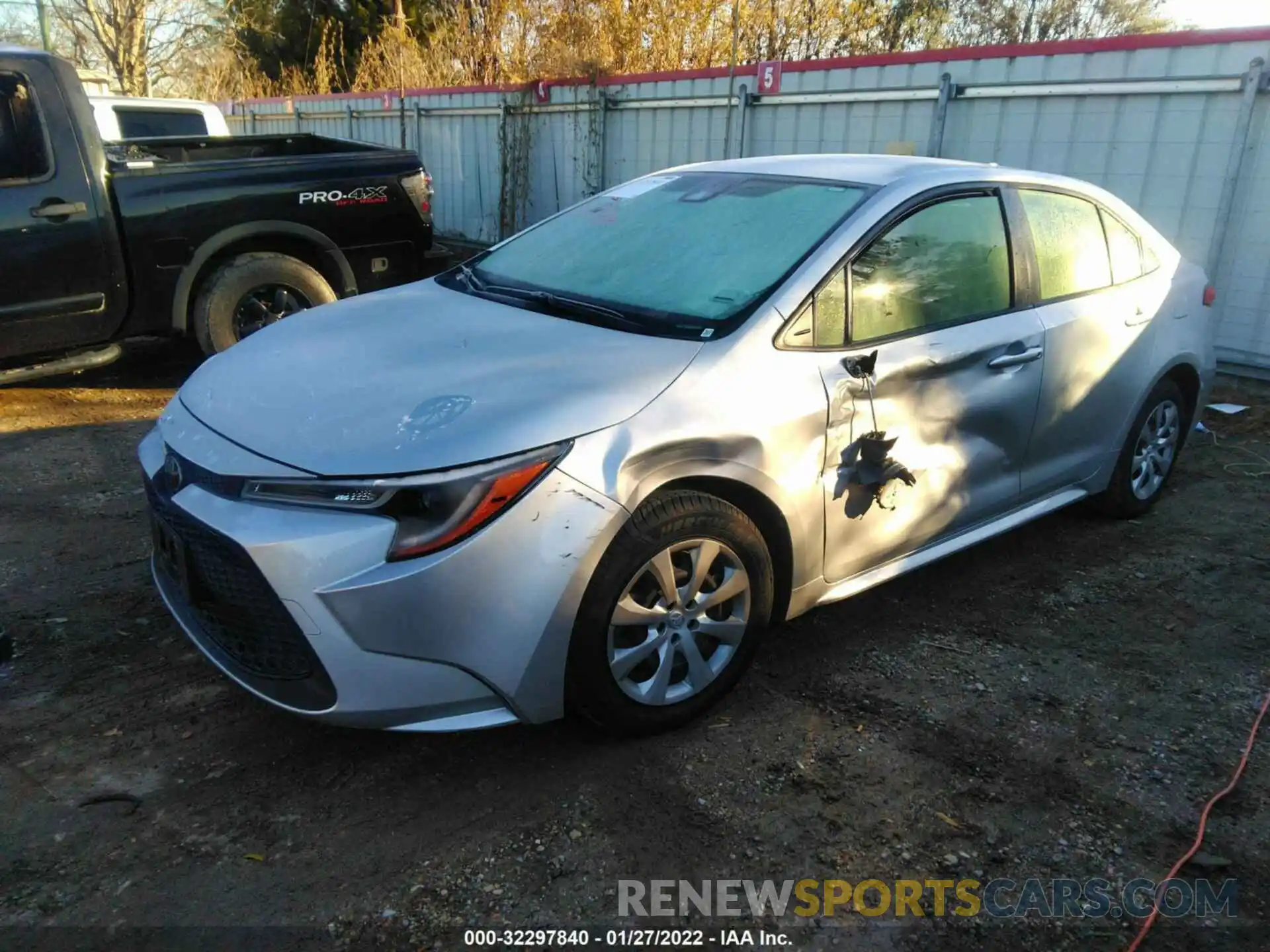 2 Photograph of a damaged car JTDEPRAE9LJ019810 TOYOTA COROLLA 2020