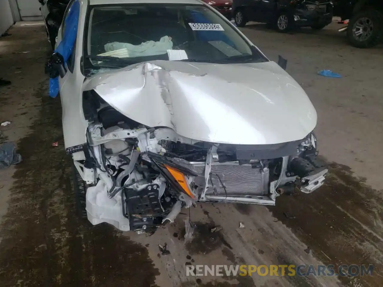 9 Photograph of a damaged car JTDEPRAE9LJ020018 TOYOTA COROLLA 2020