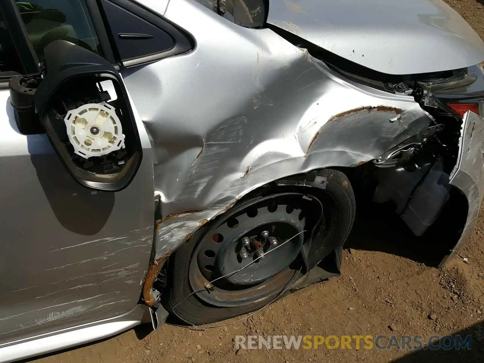 9 Photograph of a damaged car JTDEPRAE9LJ022240 TOYOTA COROLLA 2020