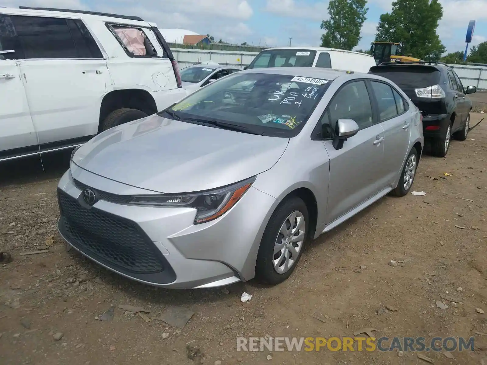 2 Photograph of a damaged car JTDEPRAE9LJ022321 TOYOTA COROLLA 2020