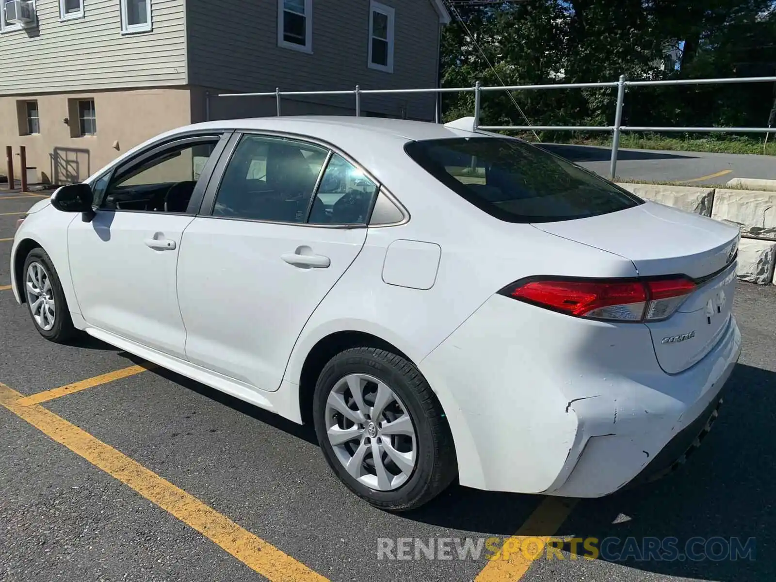 6 Photograph of a damaged car JTDEPRAE9LJ023288 TOYOTA COROLLA 2020