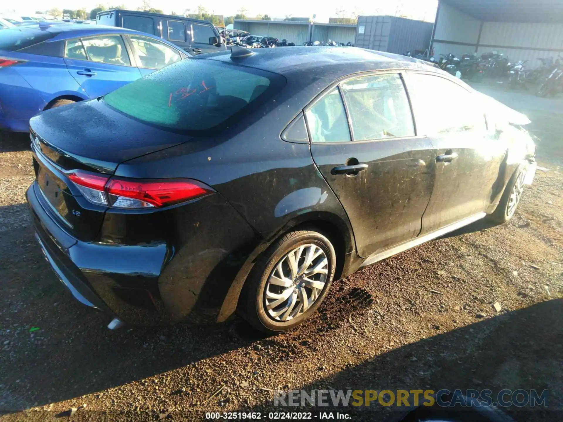 4 Photograph of a damaged car JTDEPRAE9LJ023498 TOYOTA COROLLA 2020