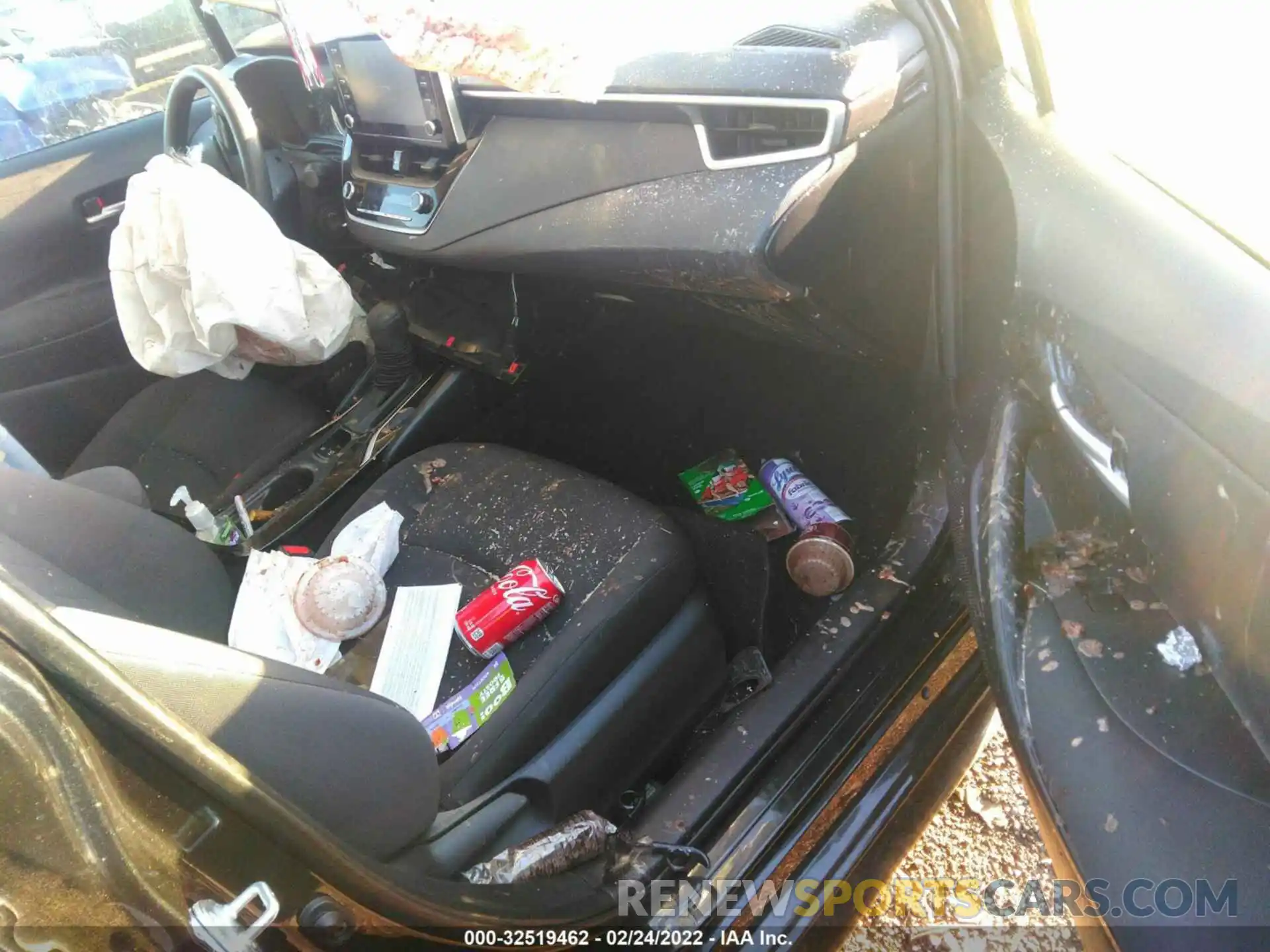 5 Photograph of a damaged car JTDEPRAE9LJ023498 TOYOTA COROLLA 2020