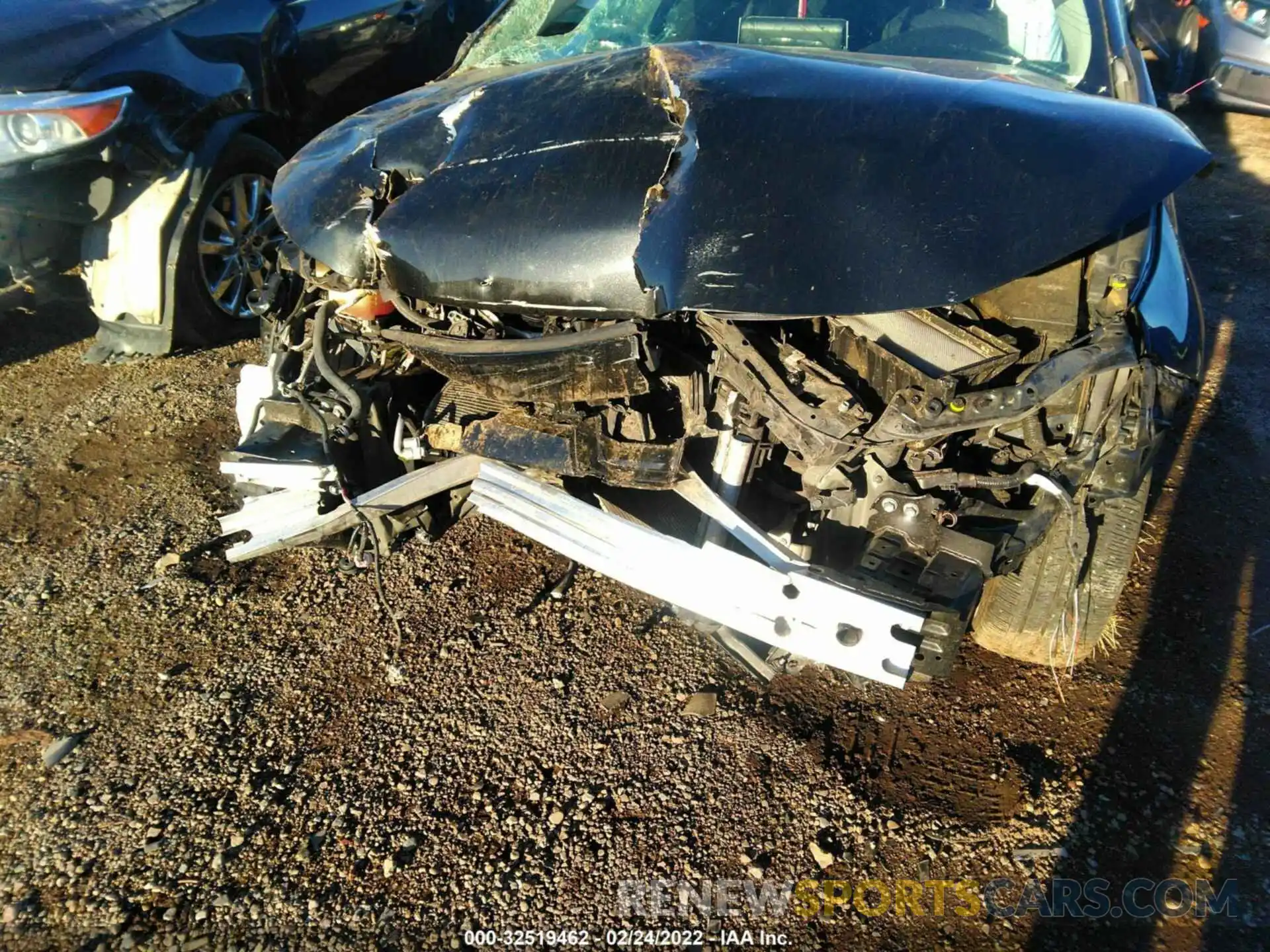 6 Photograph of a damaged car JTDEPRAE9LJ023498 TOYOTA COROLLA 2020