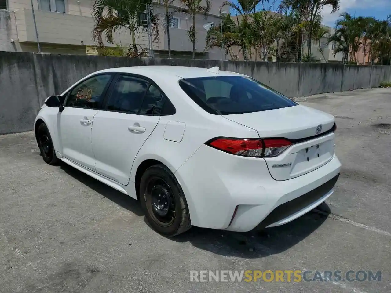 3 Photograph of a damaged car JTDEPRAE9LJ024327 TOYOTA COROLLA 2020