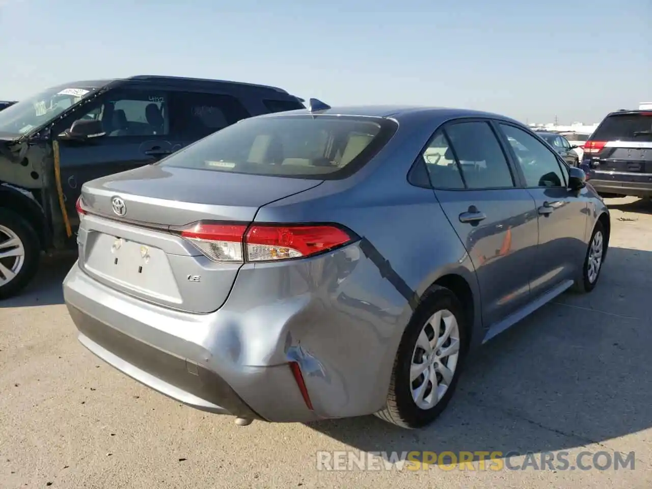 4 Photograph of a damaged car JTDEPRAE9LJ024926 TOYOTA COROLLA 2020