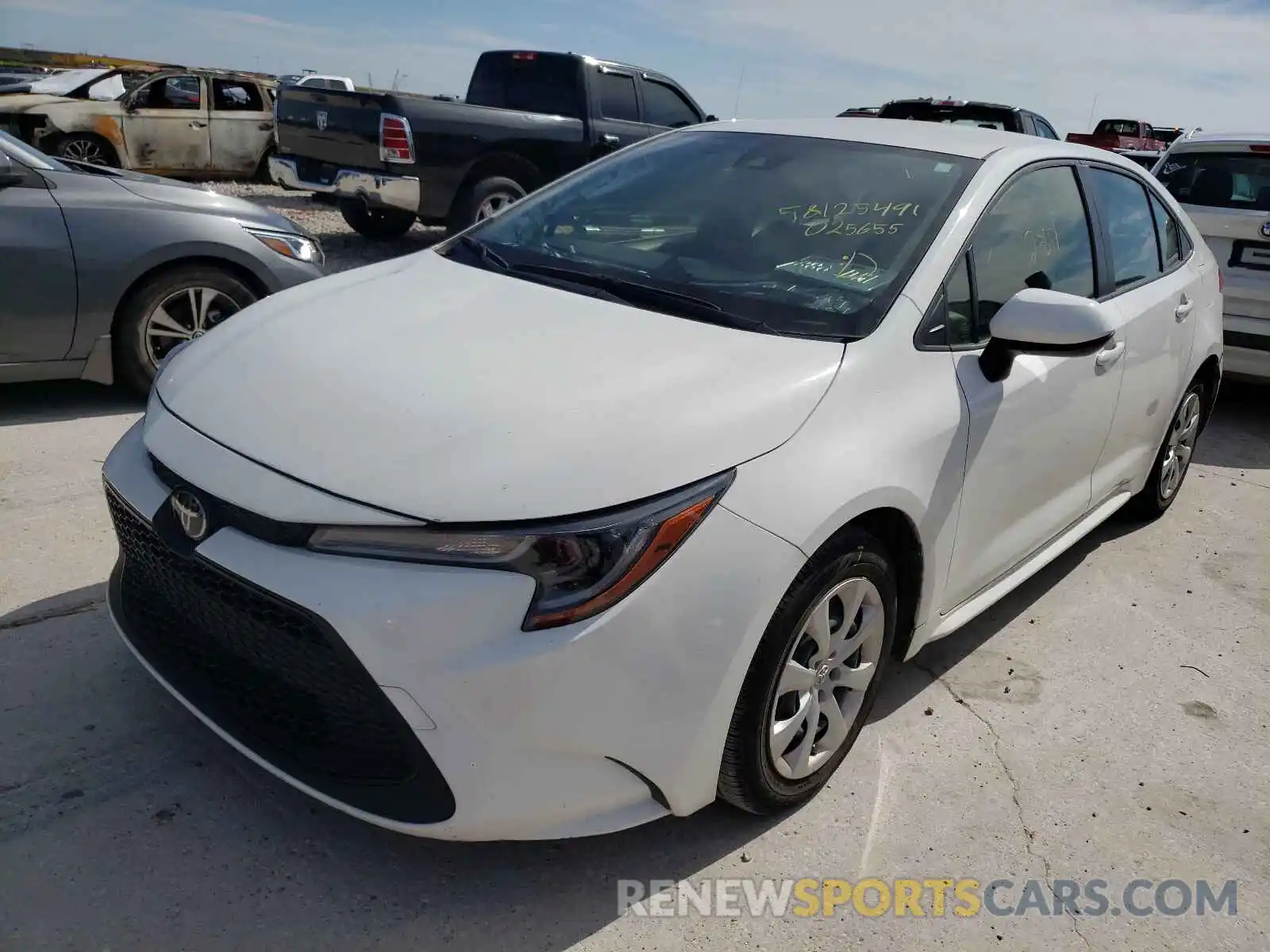 2 Photograph of a damaged car JTDEPRAE9LJ025655 TOYOTA COROLLA 2020