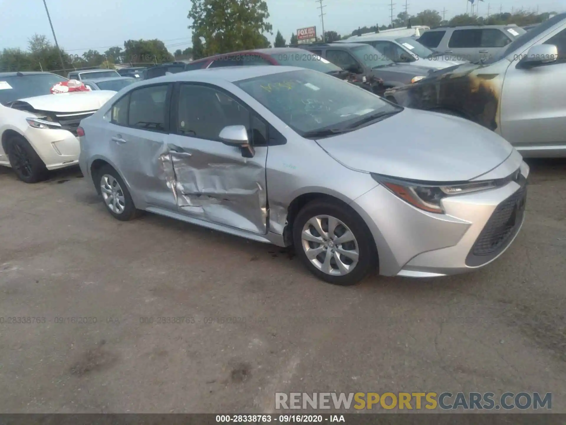 1 Photograph of a damaged car JTDEPRAE9LJ025901 TOYOTA COROLLA 2020