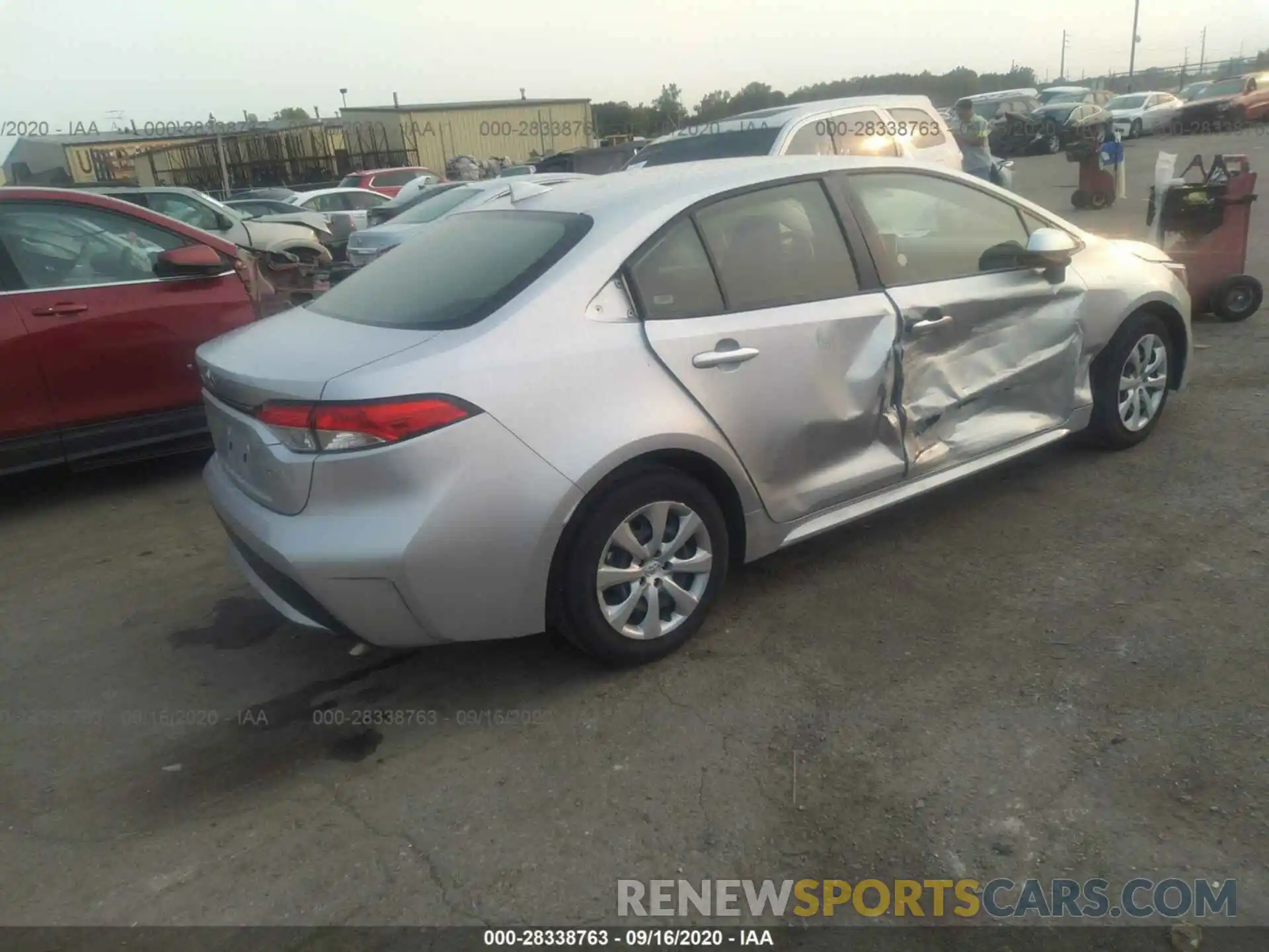 4 Photograph of a damaged car JTDEPRAE9LJ025901 TOYOTA COROLLA 2020