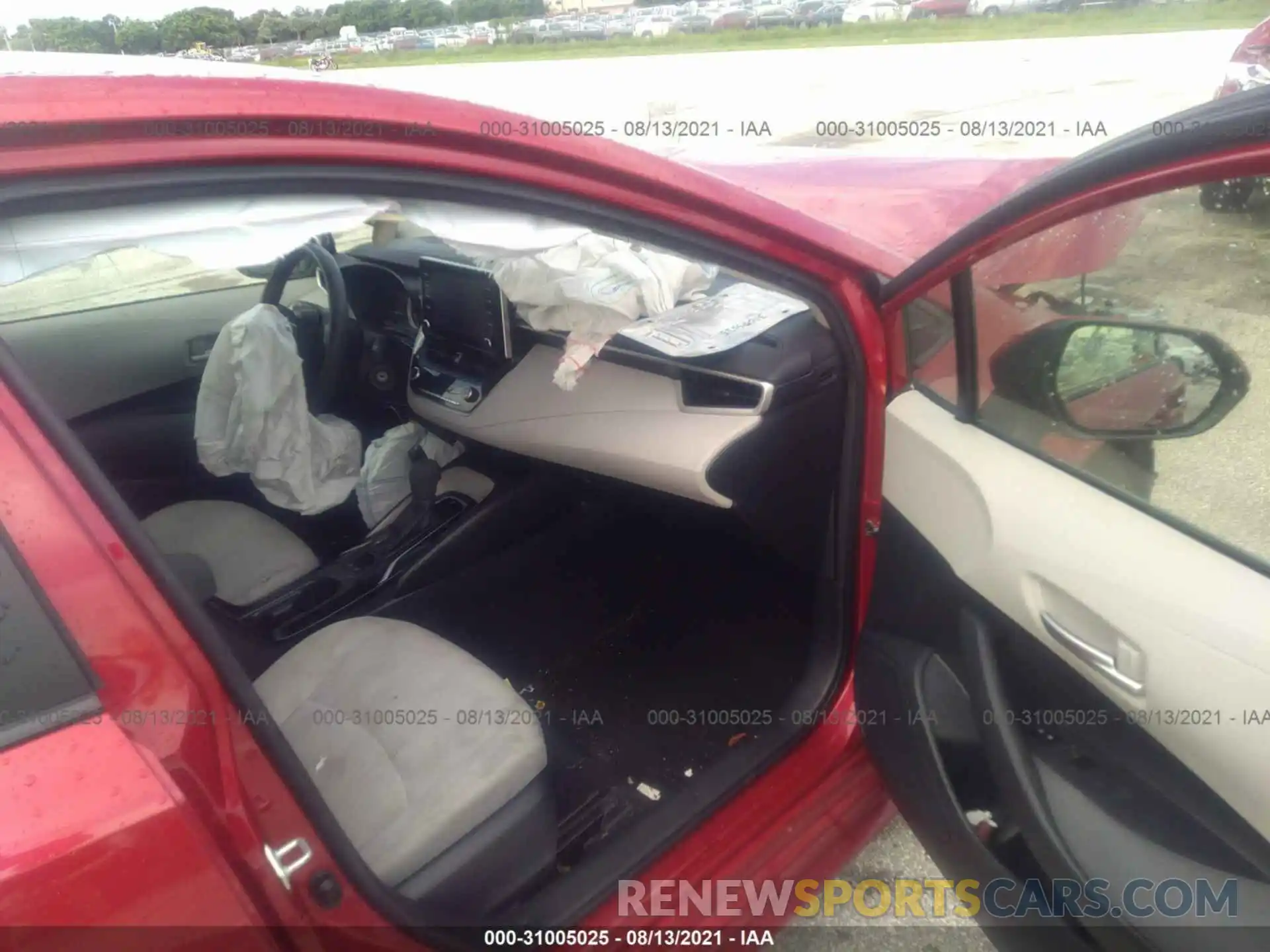 5 Photograph of a damaged car JTDEPRAE9LJ026322 TOYOTA COROLLA 2020