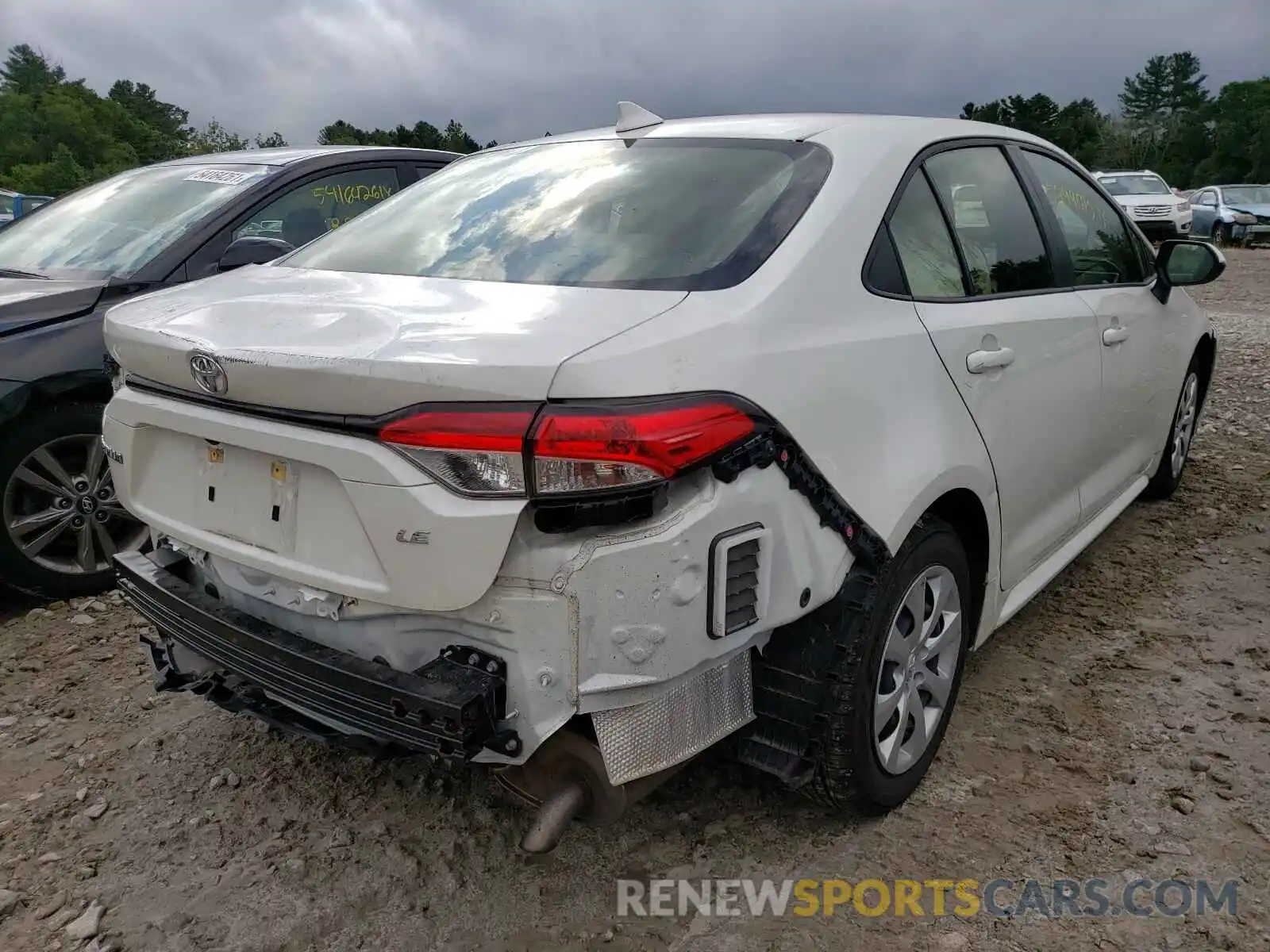 4 Photograph of a damaged car JTDEPRAE9LJ026434 TOYOTA COROLLA 2020