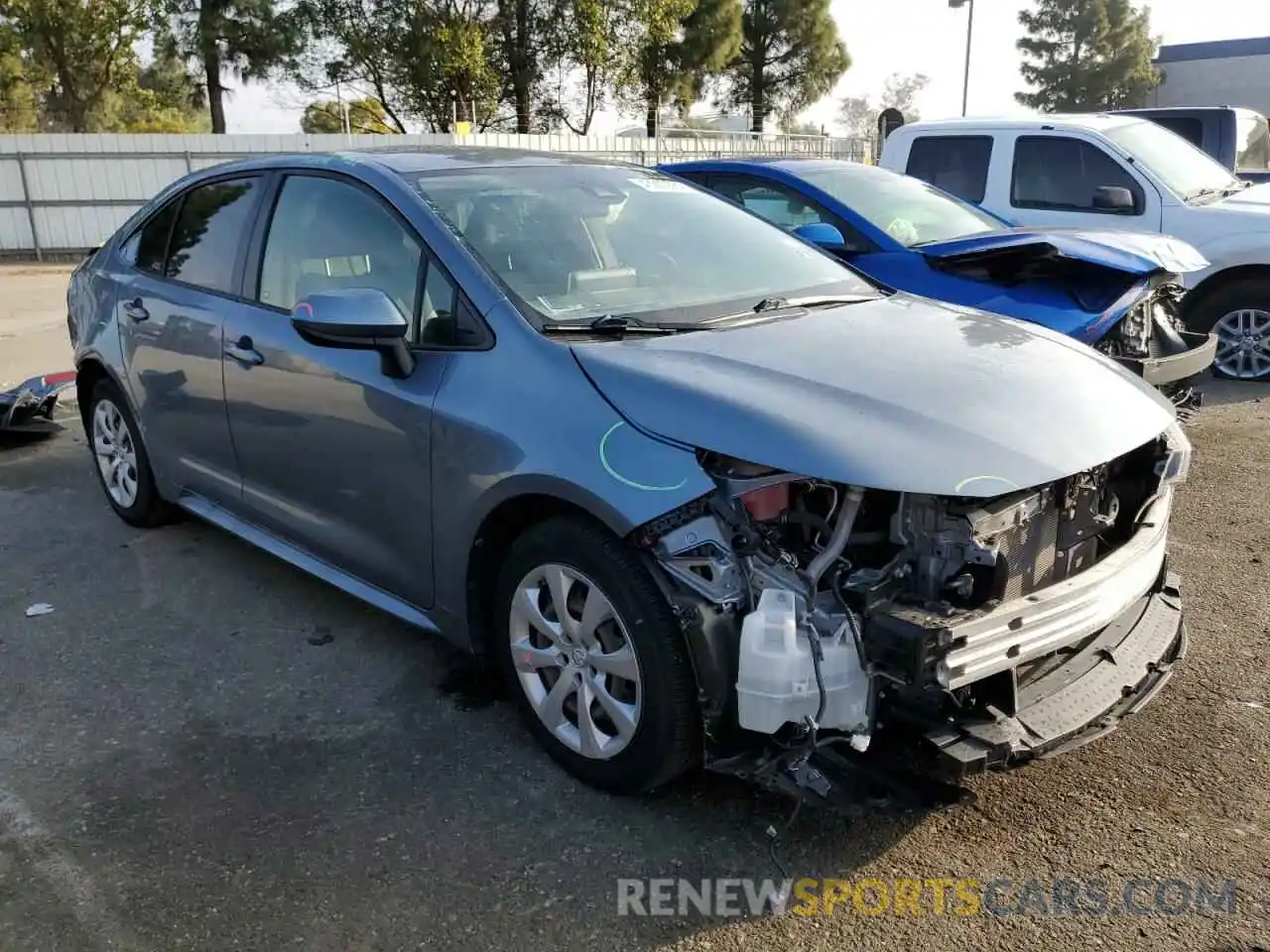 4 Photograph of a damaged car JTDEPRAE9LJ029589 TOYOTA COROLLA 2020