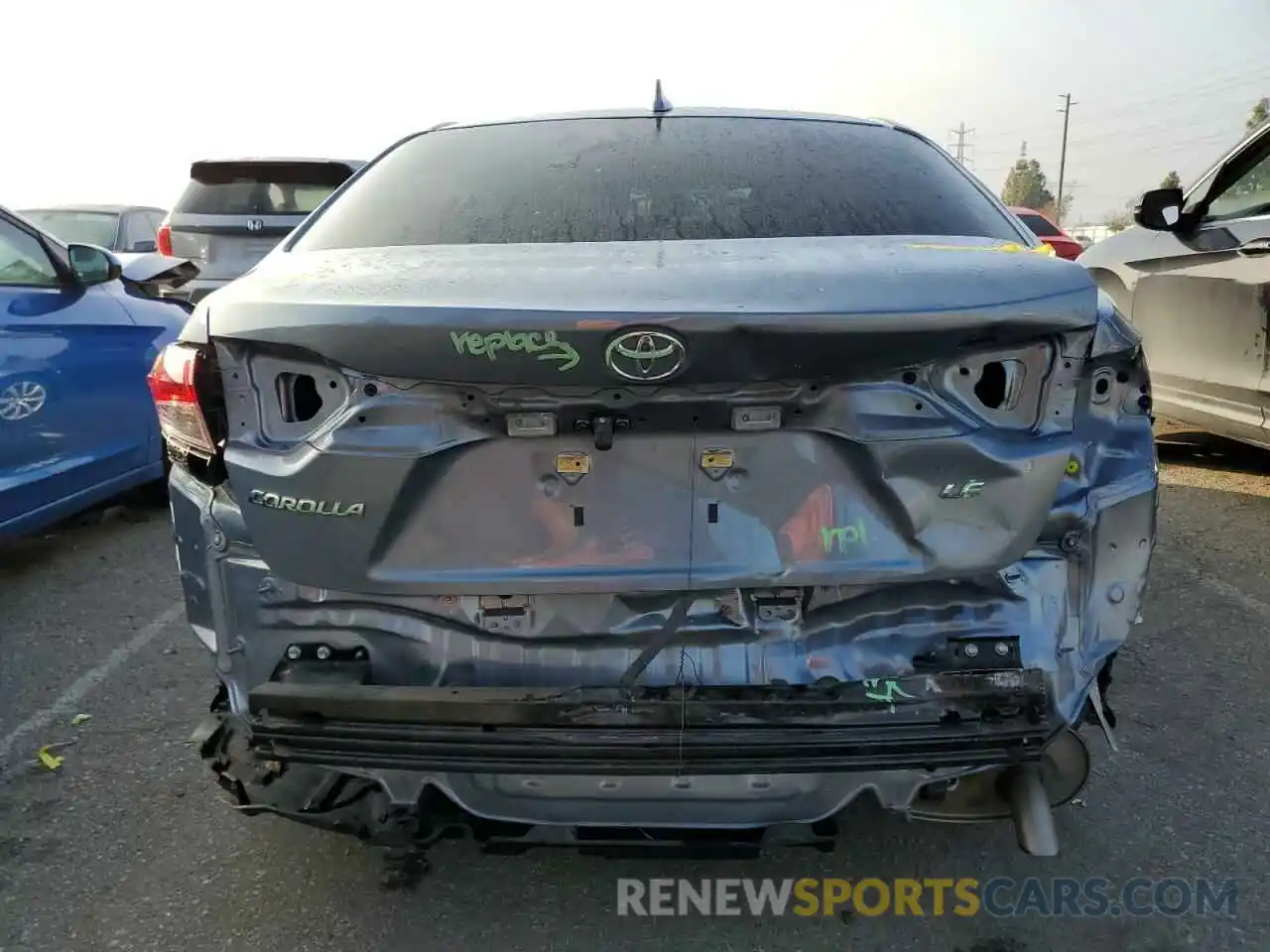 6 Photograph of a damaged car JTDEPRAE9LJ029589 TOYOTA COROLLA 2020