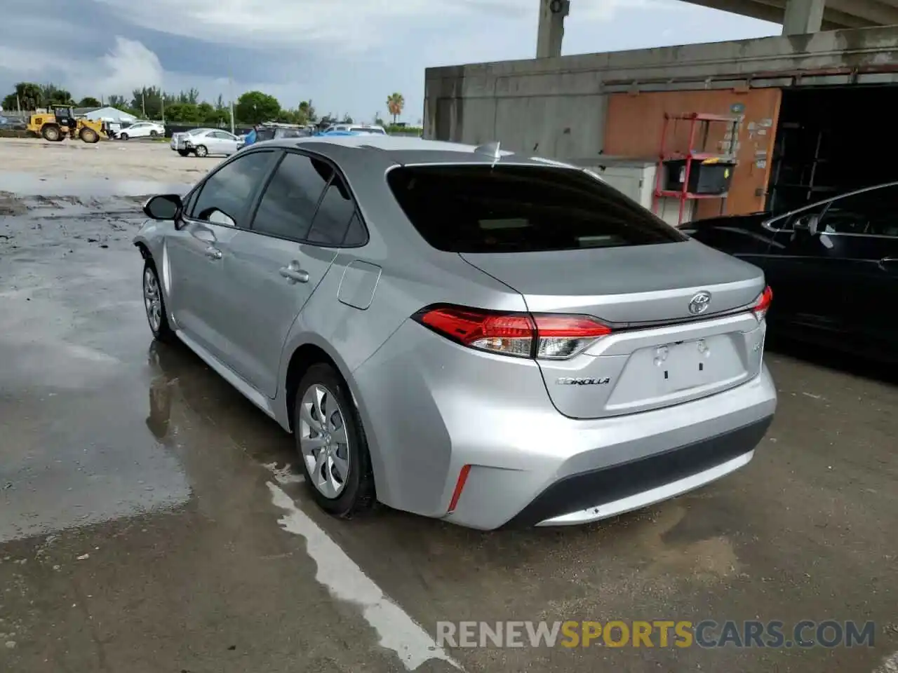 3 Photograph of a damaged car JTDEPRAE9LJ029723 TOYOTA COROLLA 2020