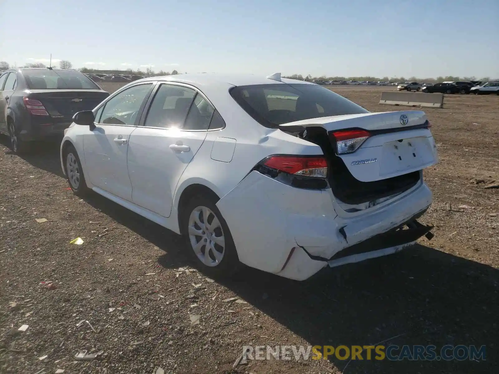 3 Photograph of a damaged car JTDEPRAE9LJ031472 TOYOTA COROLLA 2020