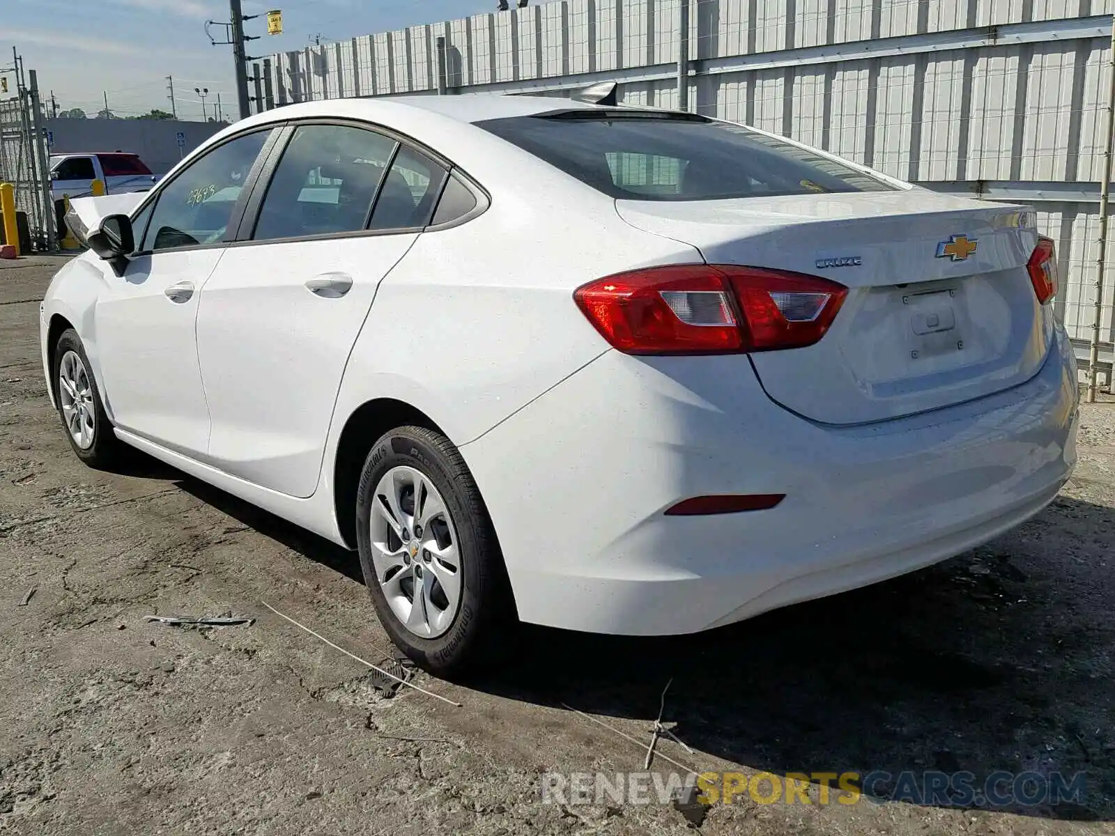 3 Photograph of a damaged car JTDEPRAE9LJ031911 TOYOTA COROLLA 2020