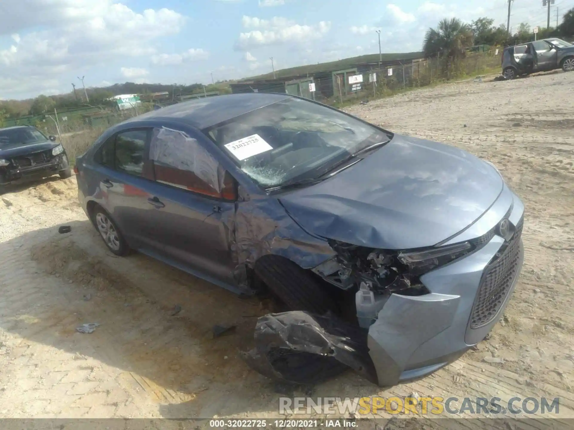 1 Photograph of a damaged car JTDEPRAE9LJ032489 TOYOTA COROLLA 2020