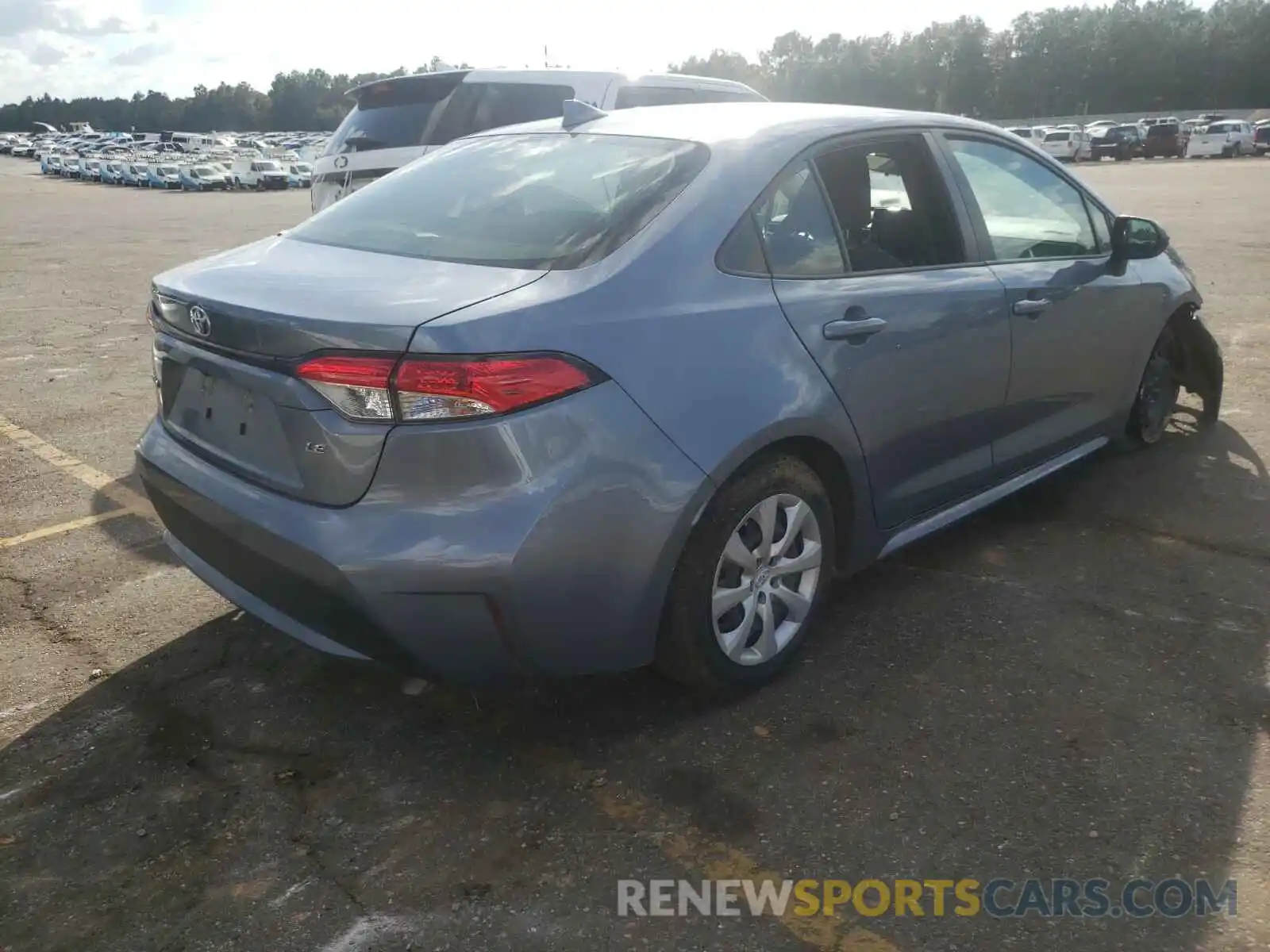 4 Photograph of a damaged car JTDEPRAE9LJ033321 TOYOTA COROLLA 2020