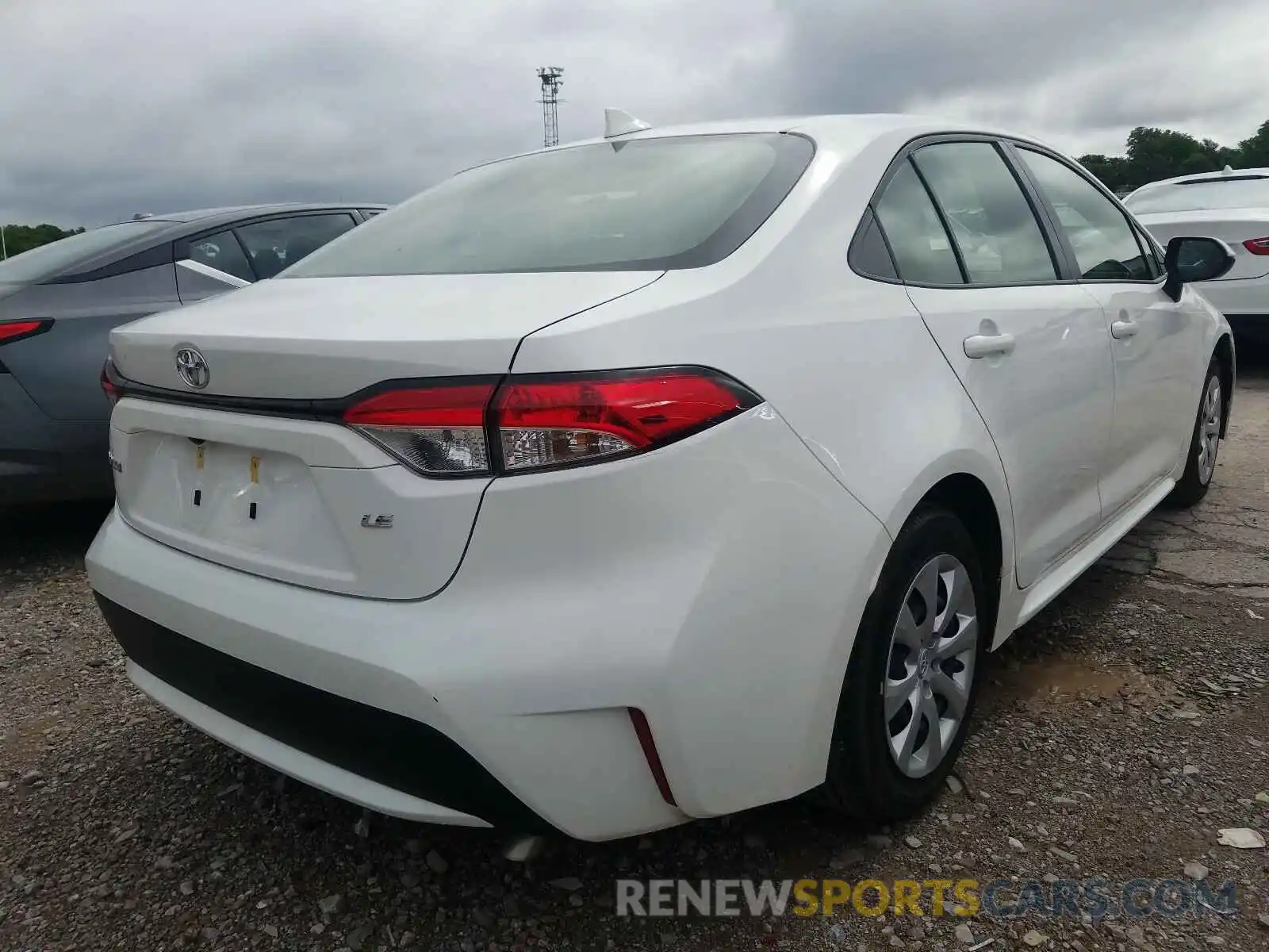 4 Photograph of a damaged car JTDEPRAE9LJ034825 TOYOTA COROLLA 2020