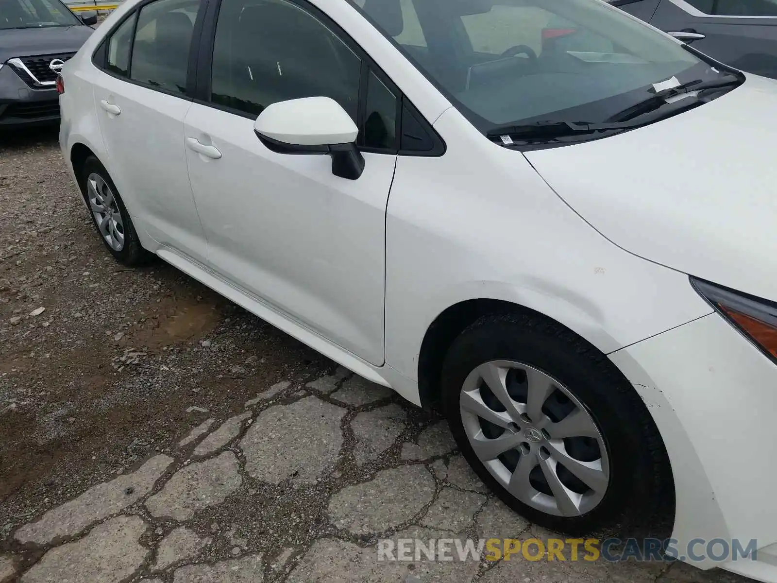 9 Photograph of a damaged car JTDEPRAE9LJ034825 TOYOTA COROLLA 2020