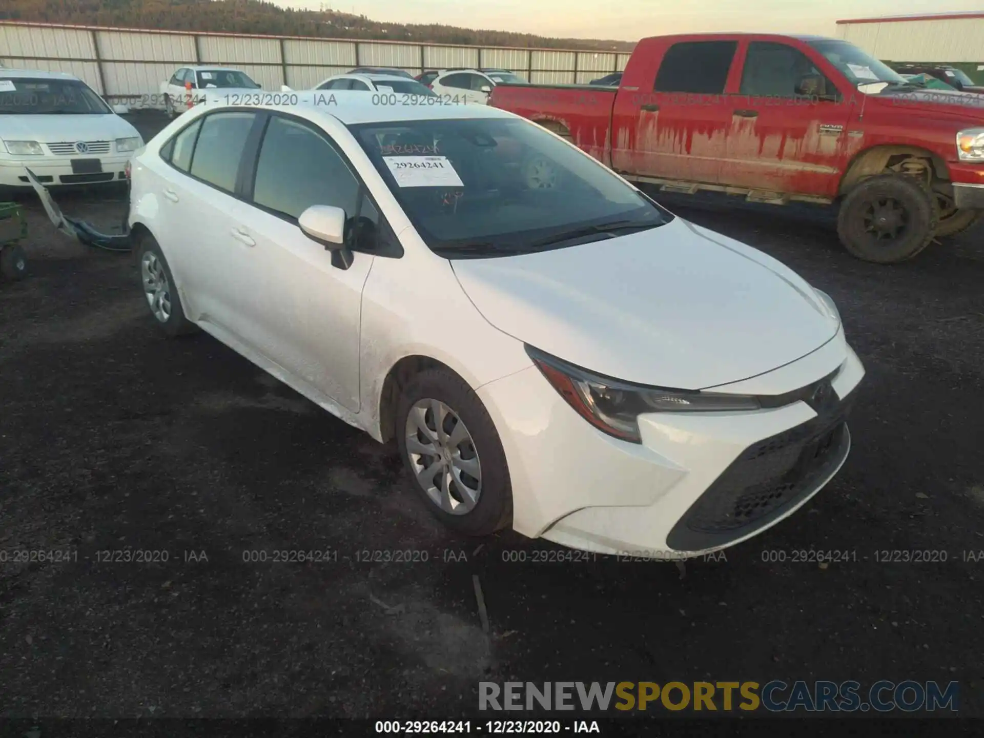 1 Photograph of a damaged car JTDEPRAE9LJ035179 TOYOTA COROLLA 2020