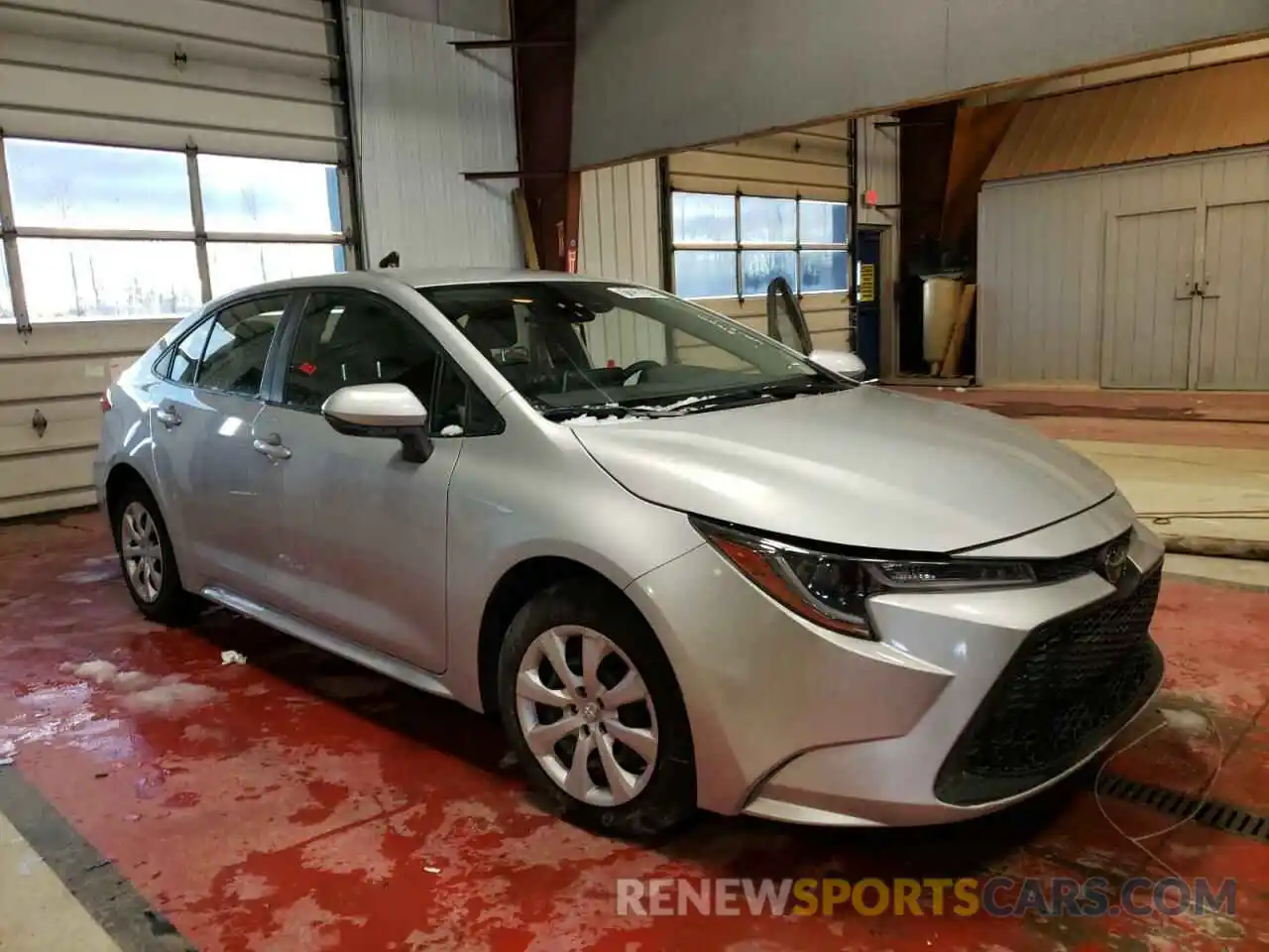 1 Photograph of a damaged car JTDEPRAE9LJ035277 TOYOTA COROLLA 2020