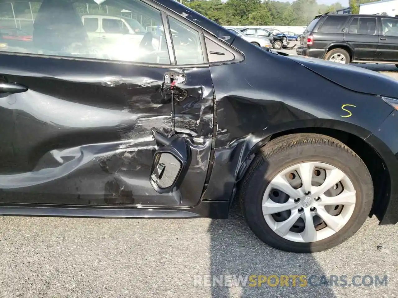 9 Photograph of a damaged car JTDEPRAE9LJ035800 TOYOTA COROLLA 2020