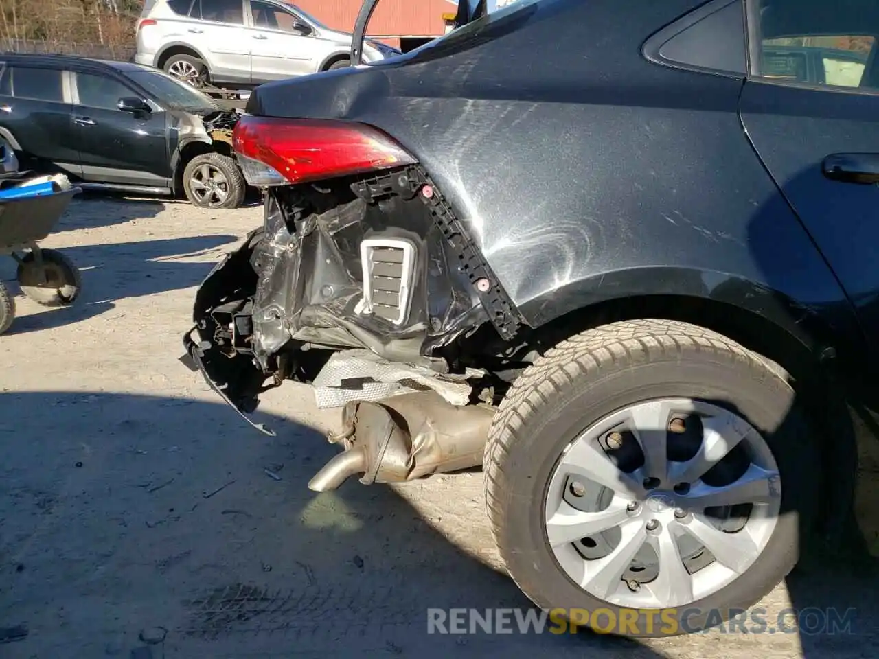 9 Photograph of a damaged car JTDEPRAE9LJ036798 TOYOTA COROLLA 2020