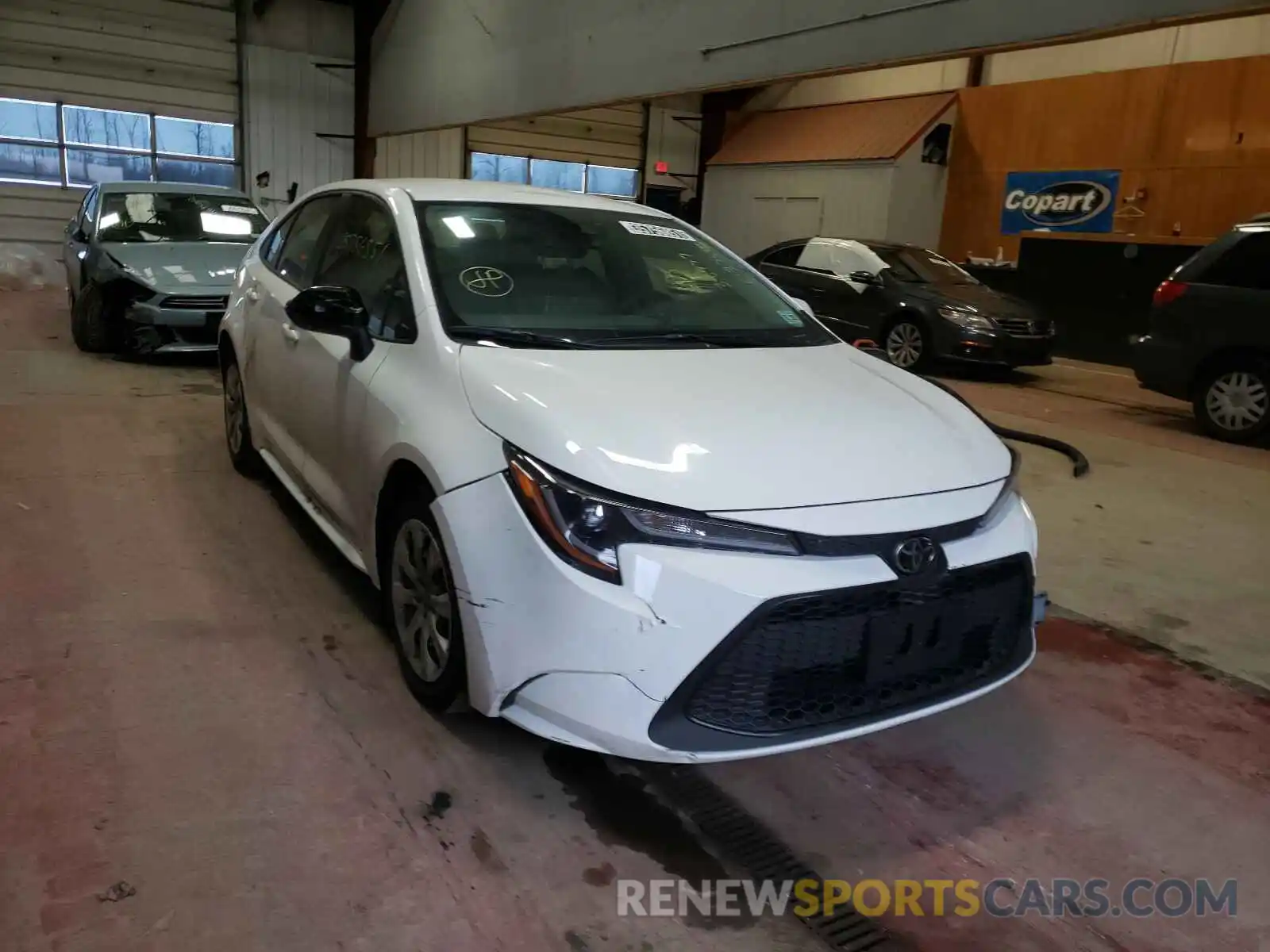 1 Photograph of a damaged car JTDEPRAE9LJ037546 TOYOTA COROLLA 2020