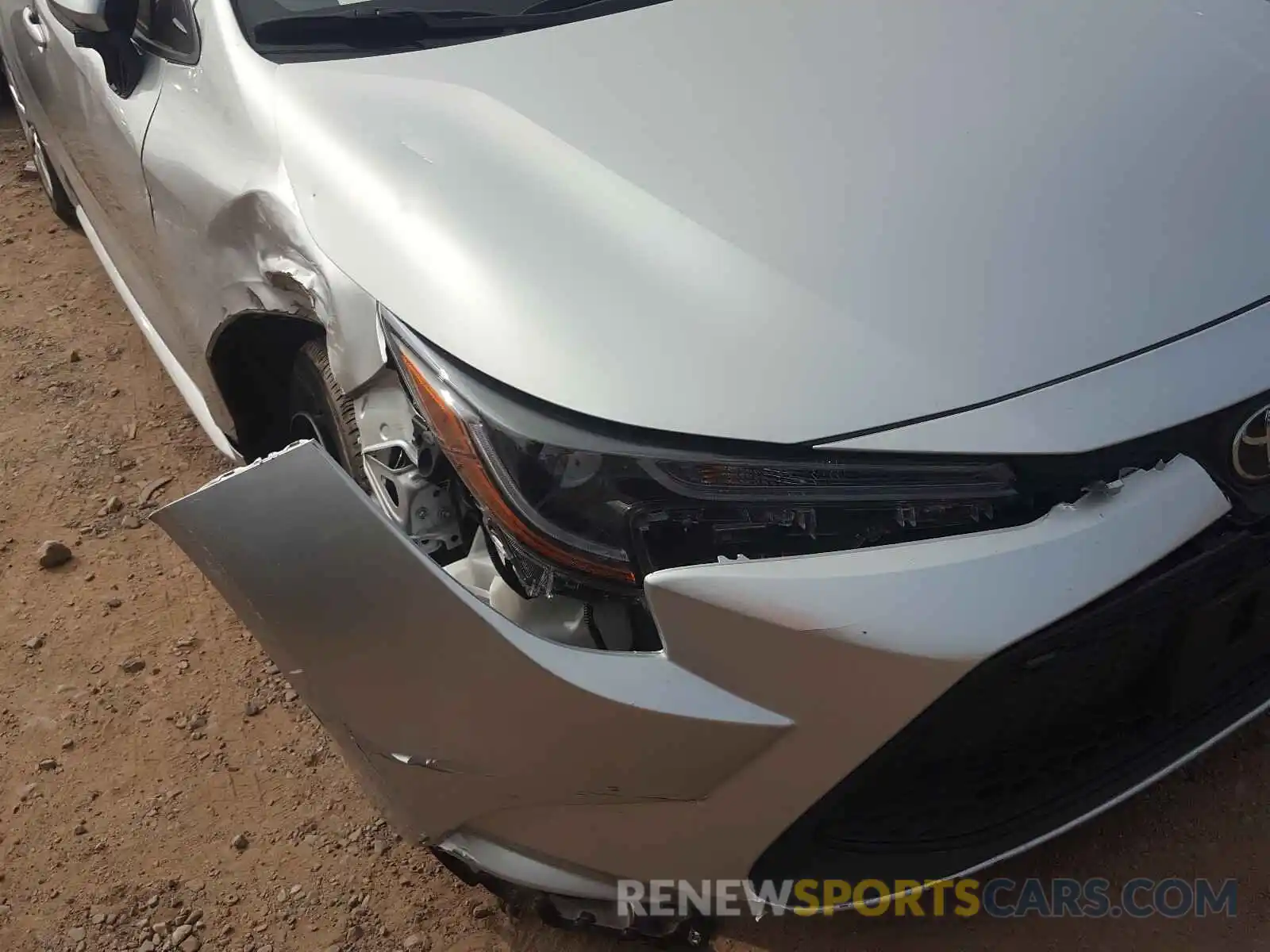 9 Photograph of a damaged car JTDEPRAE9LJ038177 TOYOTA COROLLA 2020