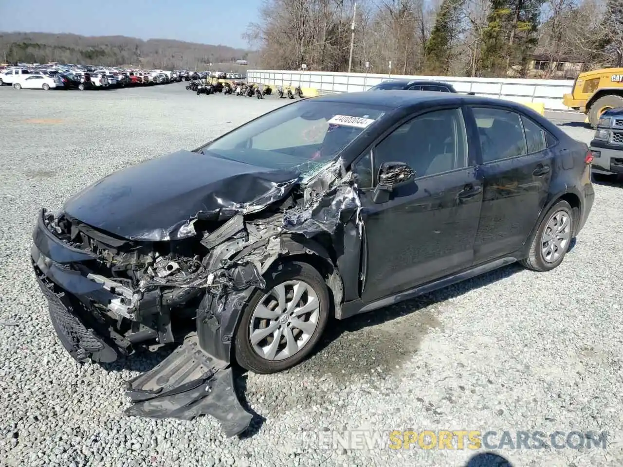 1 Photograph of a damaged car JTDEPRAE9LJ038406 TOYOTA COROLLA 2020