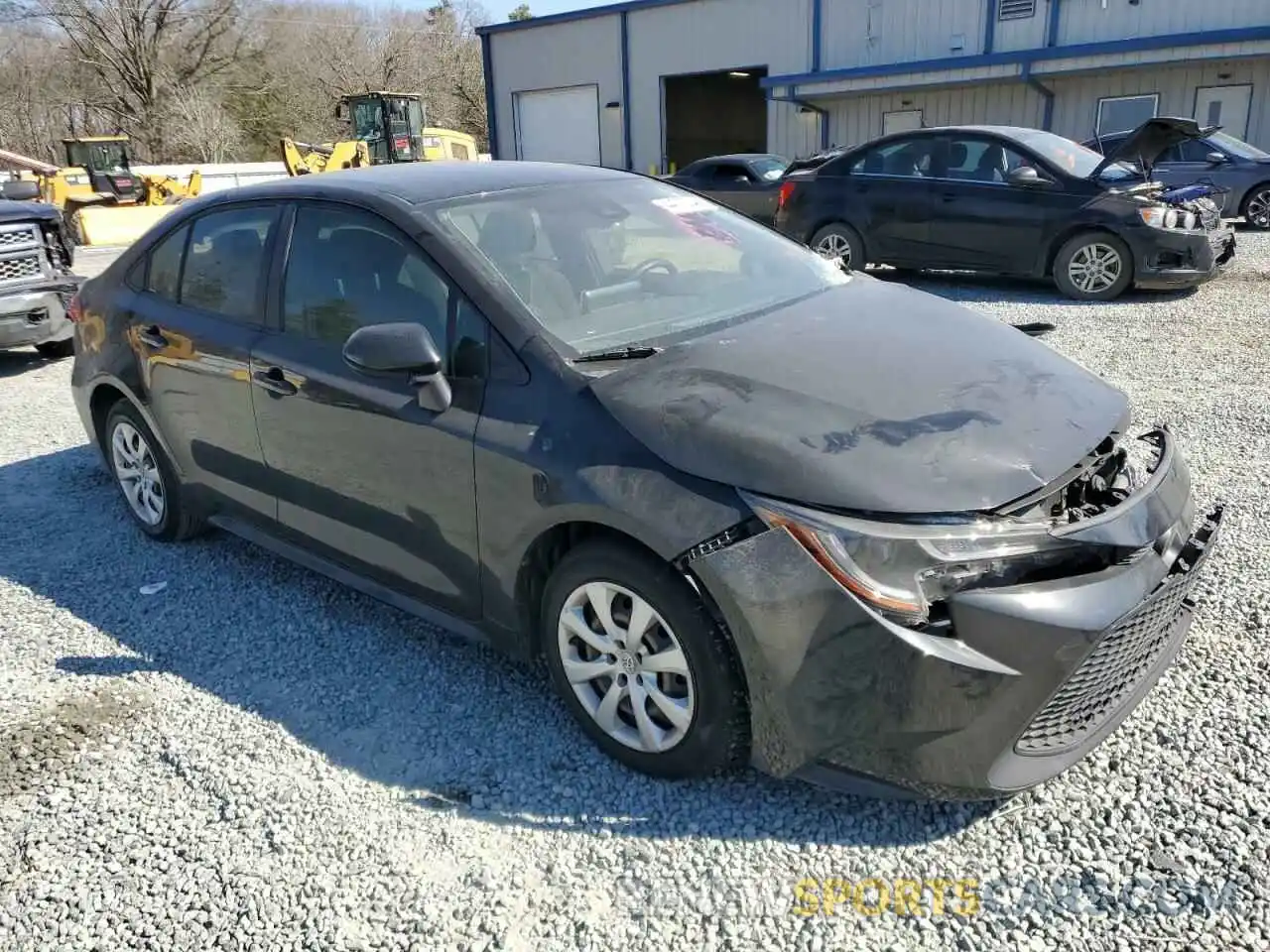 4 Photograph of a damaged car JTDEPRAE9LJ038406 TOYOTA COROLLA 2020