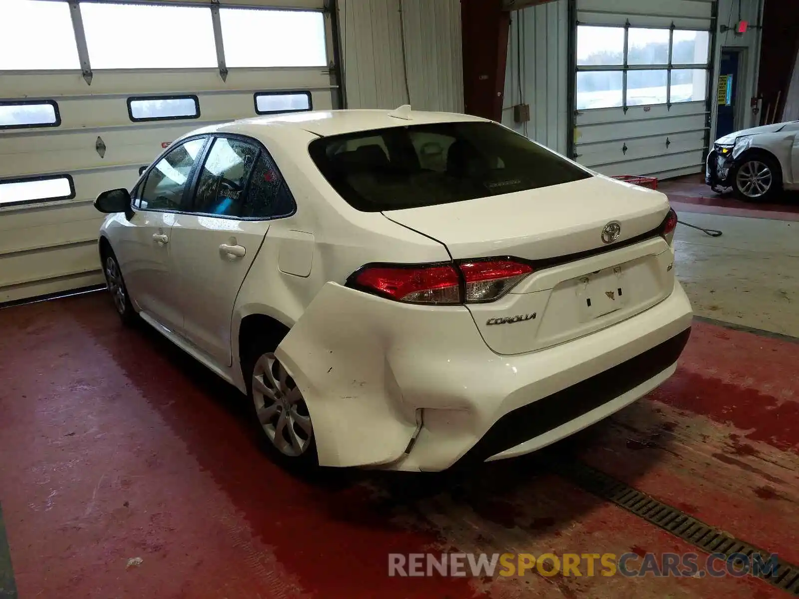 3 Photograph of a damaged car JTDEPRAE9LJ038793 TOYOTA COROLLA 2020