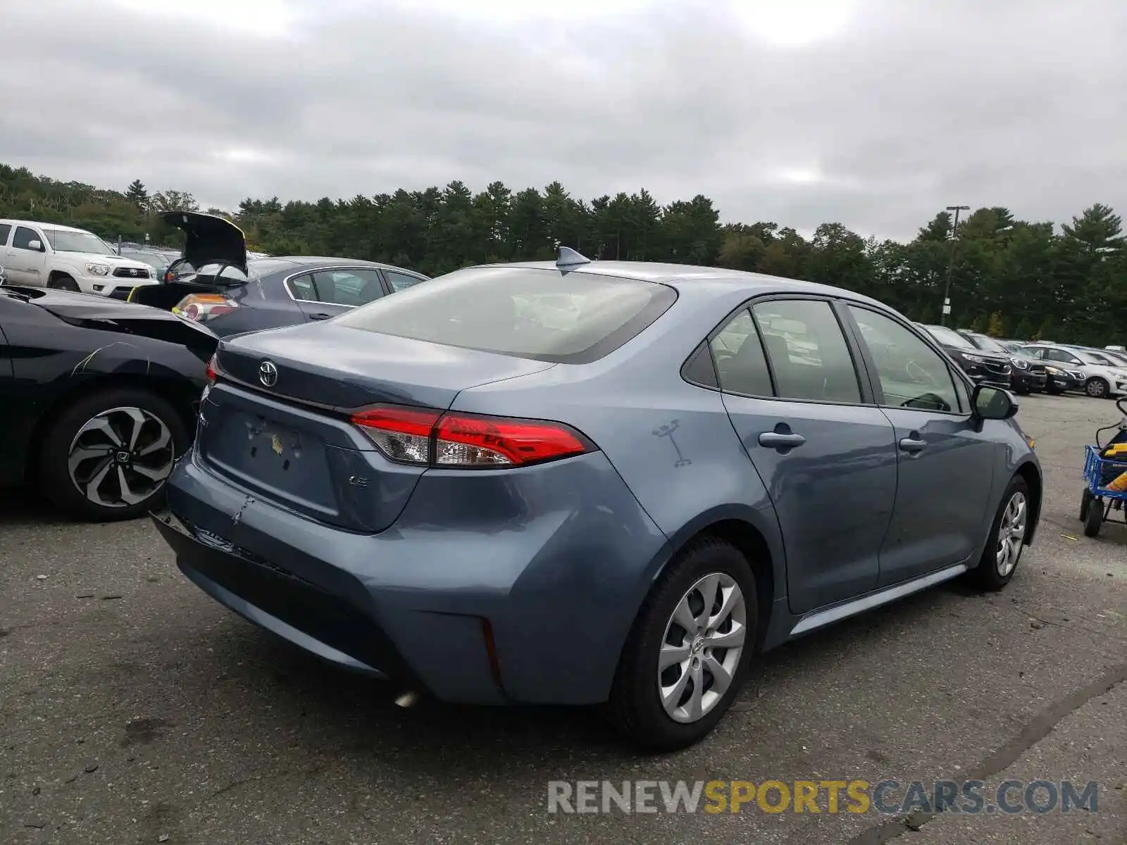 4 Photograph of a damaged car JTDEPRAE9LJ038907 TOYOTA COROLLA 2020