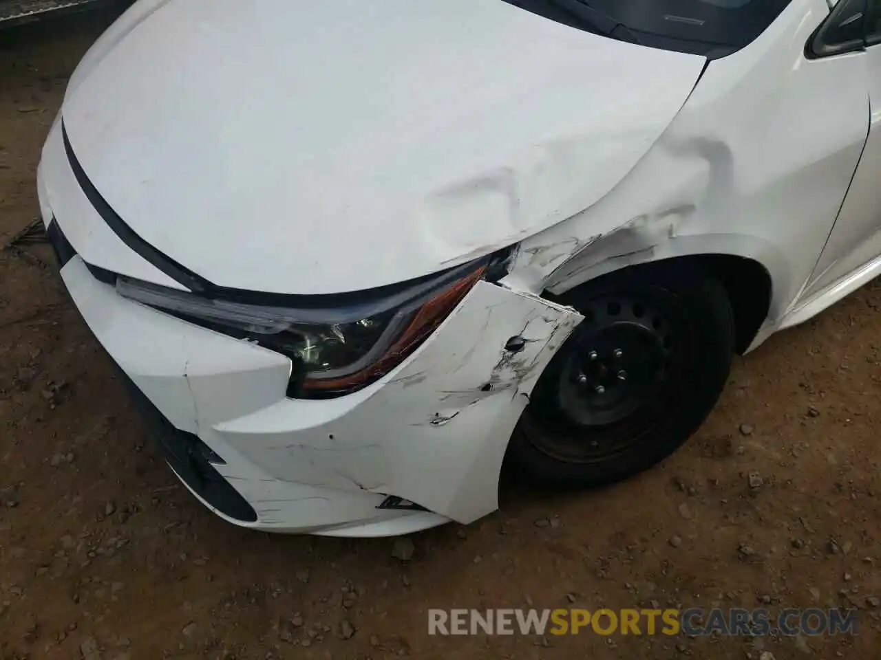 9 Photograph of a damaged car JTDEPRAE9LJ039278 TOYOTA COROLLA 2020