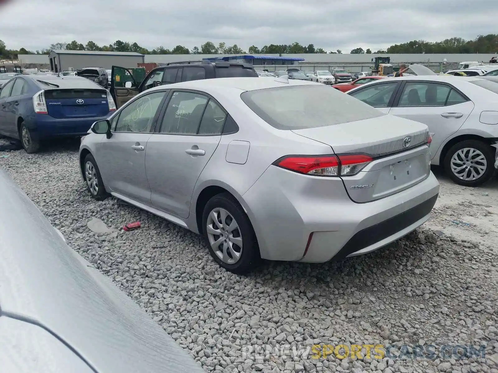 3 Photograph of a damaged car JTDEPRAE9LJ039684 TOYOTA COROLLA 2020