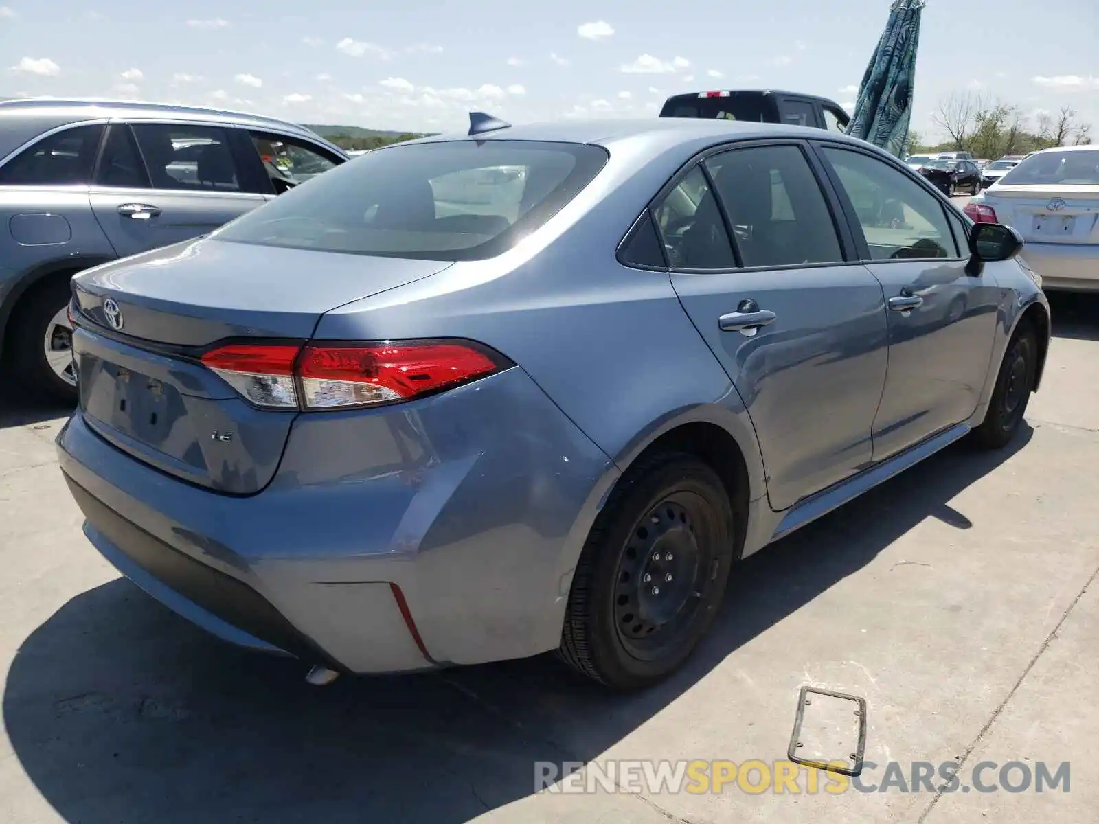 4 Photograph of a damaged car JTDEPRAE9LJ040138 TOYOTA COROLLA 2020