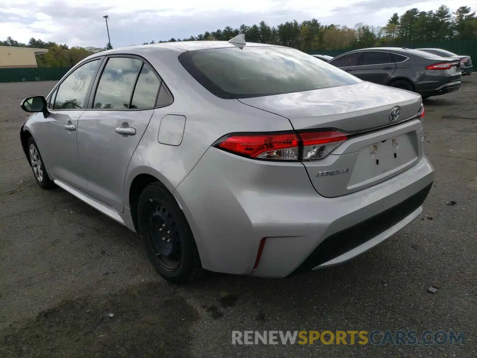 3 Photograph of a damaged car JTDEPRAE9LJ040401 TOYOTA COROLLA 2020