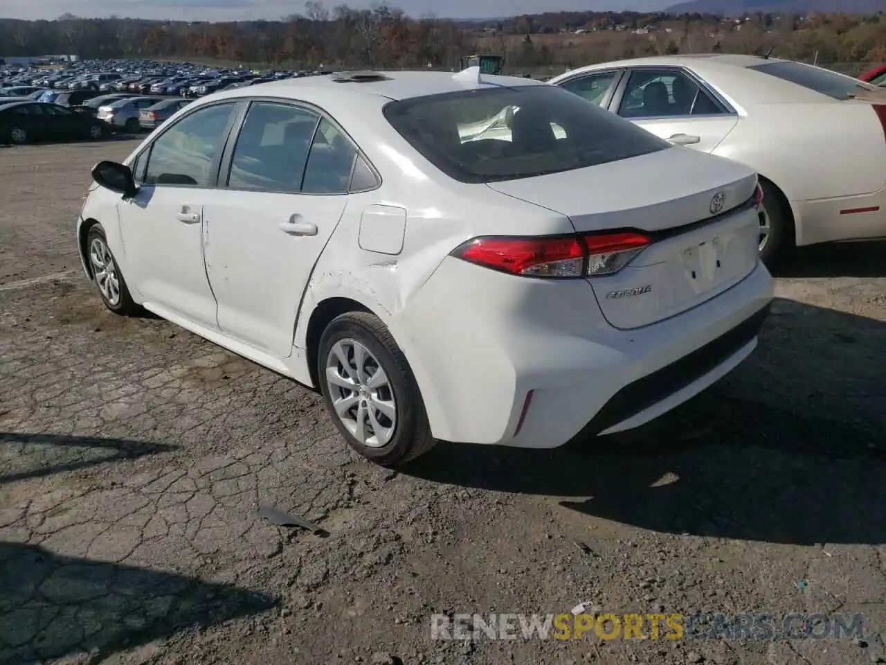 3 Photograph of a damaged car JTDEPRAE9LJ040818 TOYOTA COROLLA 2020