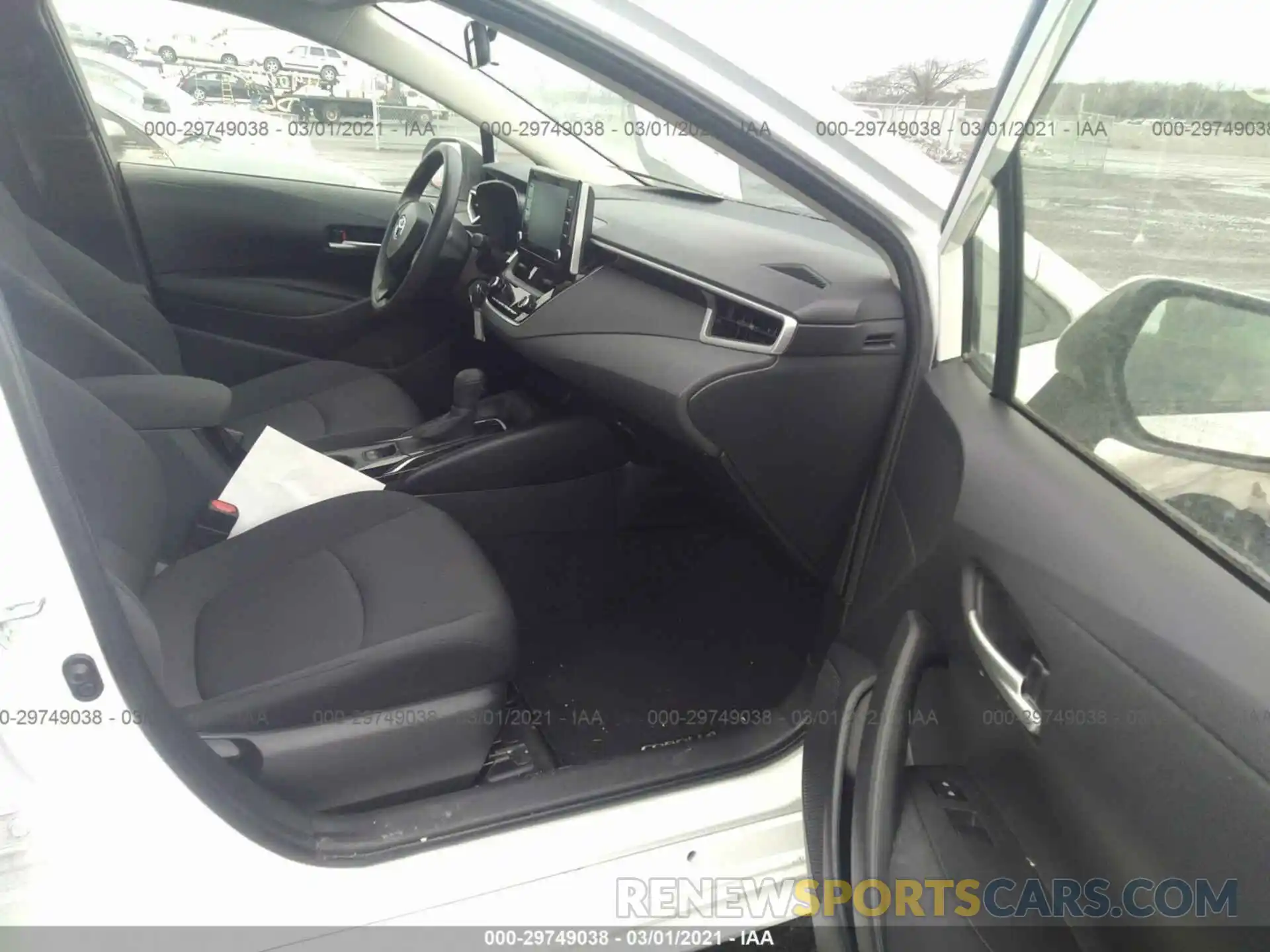 5 Photograph of a damaged car JTDEPRAE9LJ041225 TOYOTA COROLLA 2020