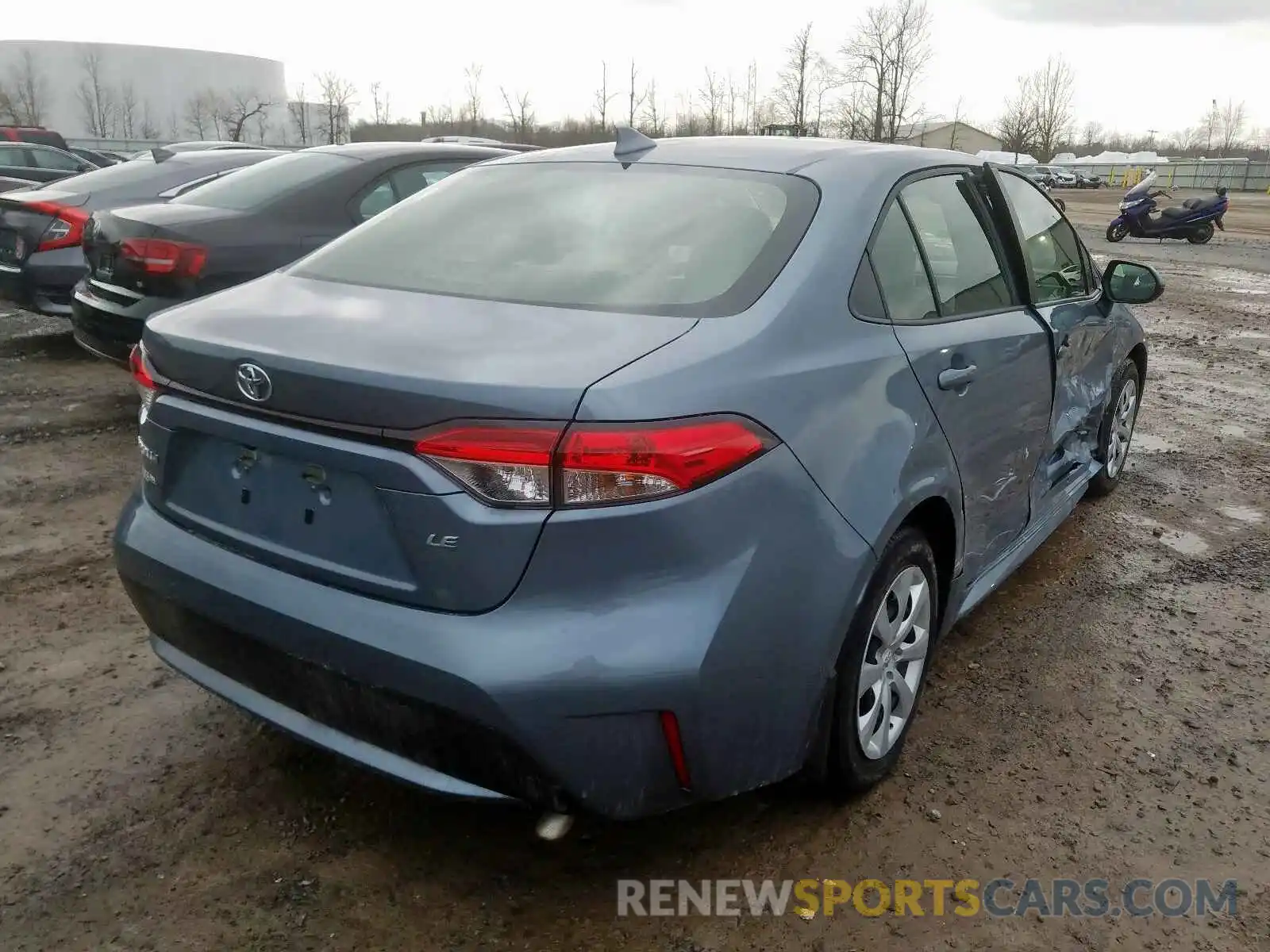 4 Photograph of a damaged car JTDEPRAE9LJ041404 TOYOTA COROLLA 2020