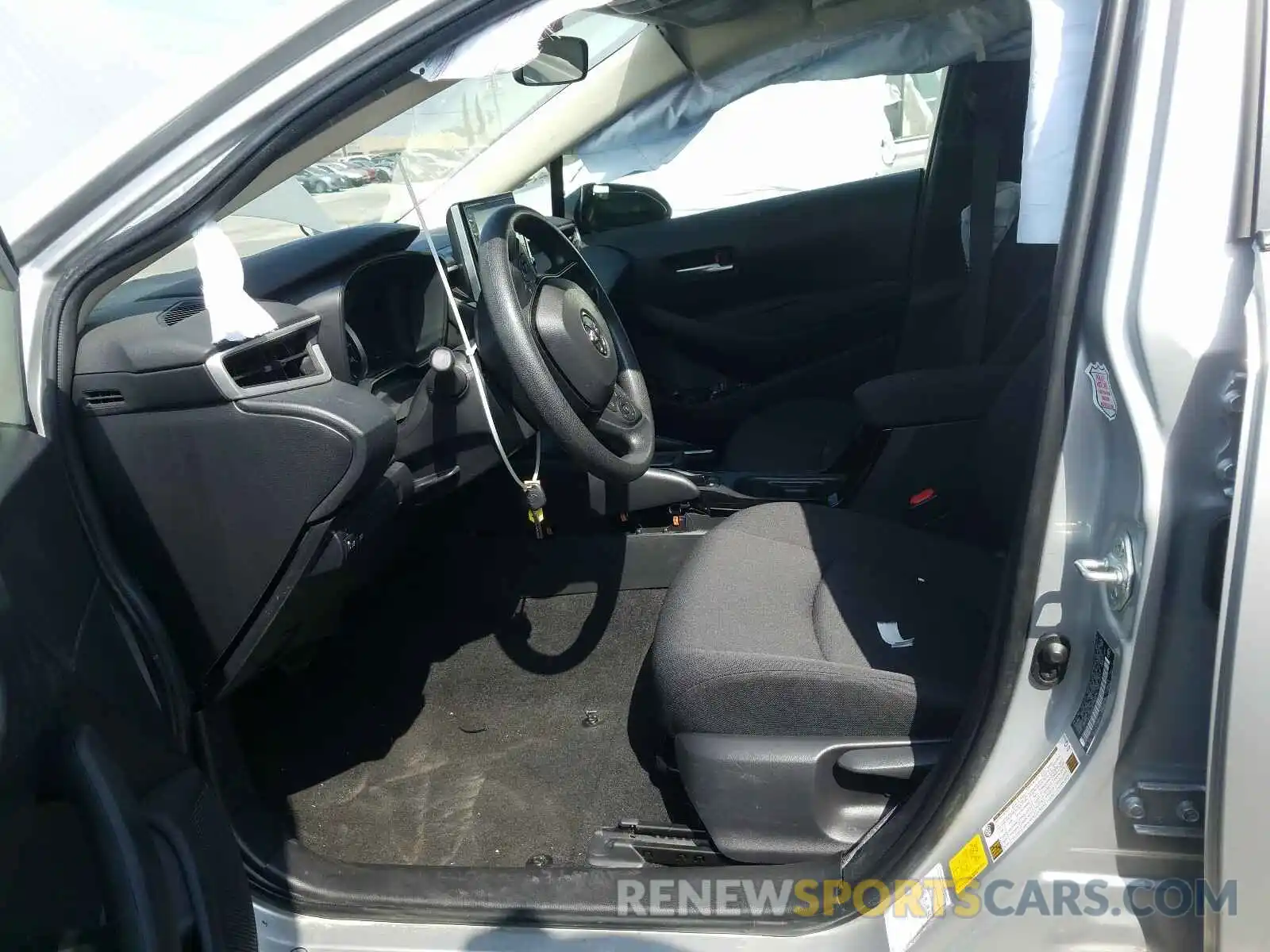 5 Photograph of a damaged car JTDEPRAE9LJ041693 TOYOTA COROLLA 2020