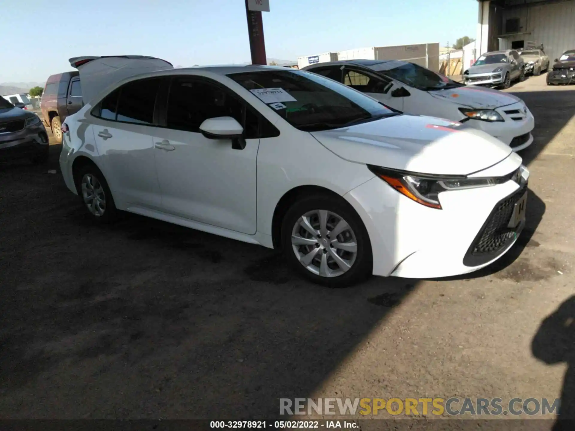 1 Photograph of a damaged car JTDEPRAE9LJ041788 TOYOTA COROLLA 2020