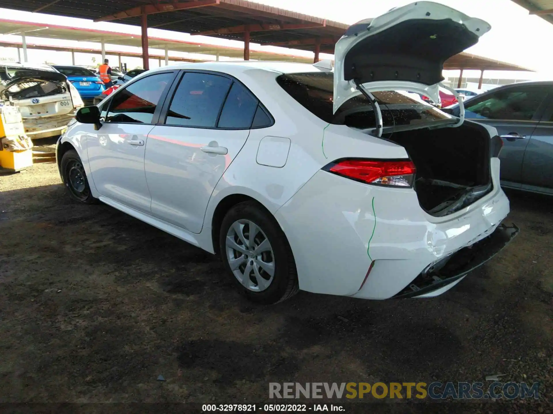 3 Photograph of a damaged car JTDEPRAE9LJ041788 TOYOTA COROLLA 2020