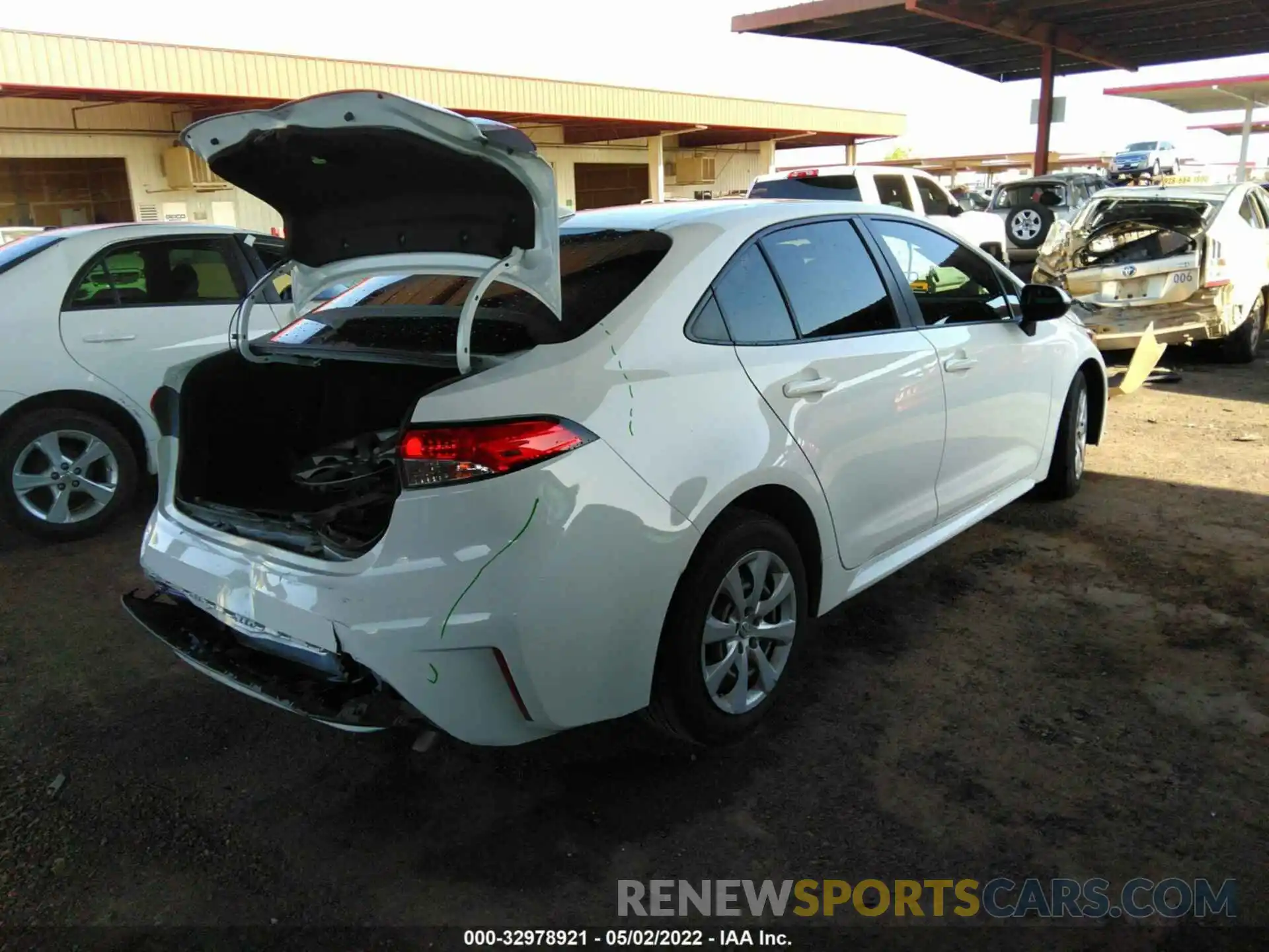 4 Photograph of a damaged car JTDEPRAE9LJ041788 TOYOTA COROLLA 2020