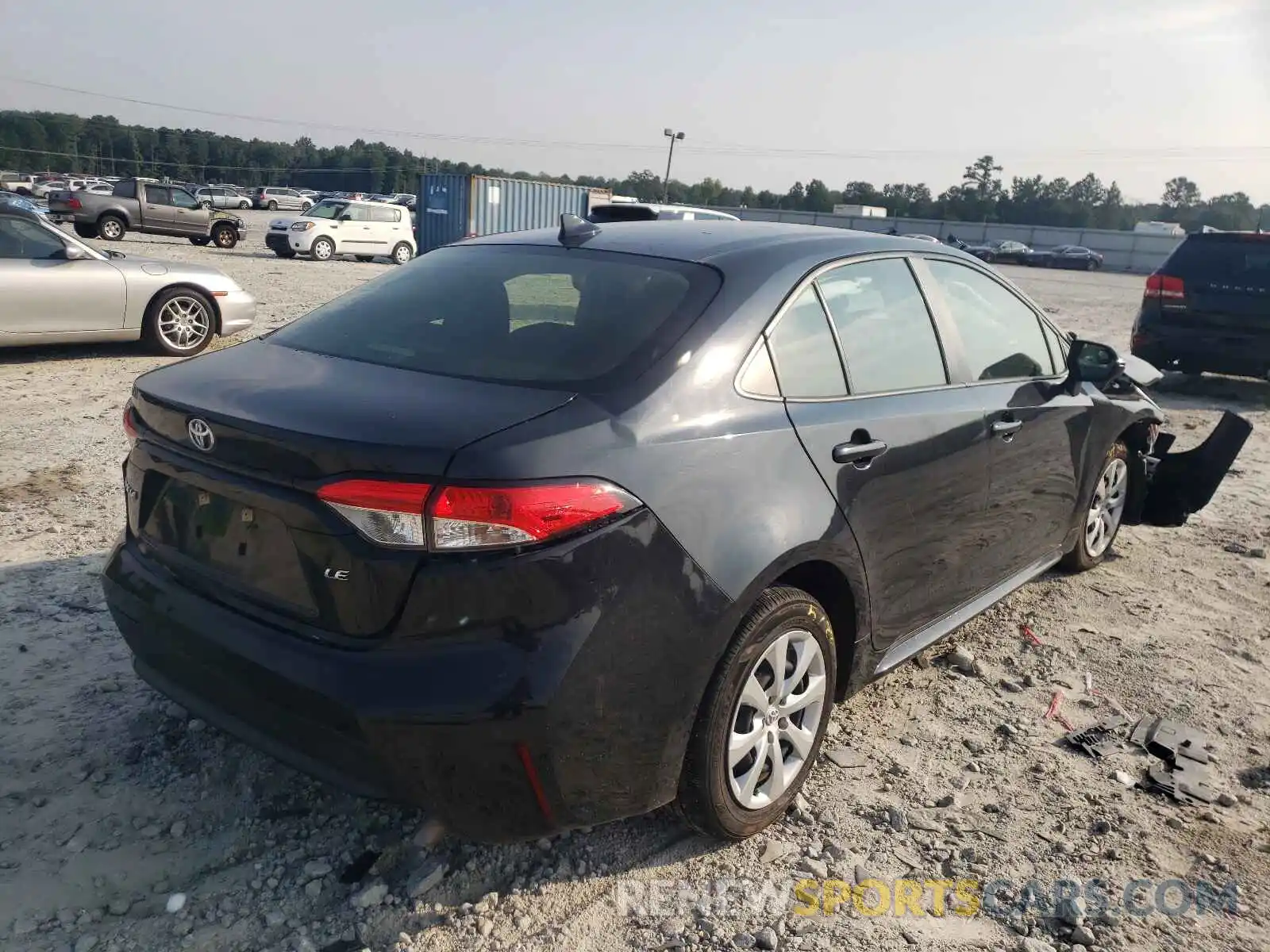 4 Photograph of a damaged car JTDEPRAE9LJ042505 TOYOTA COROLLA 2020